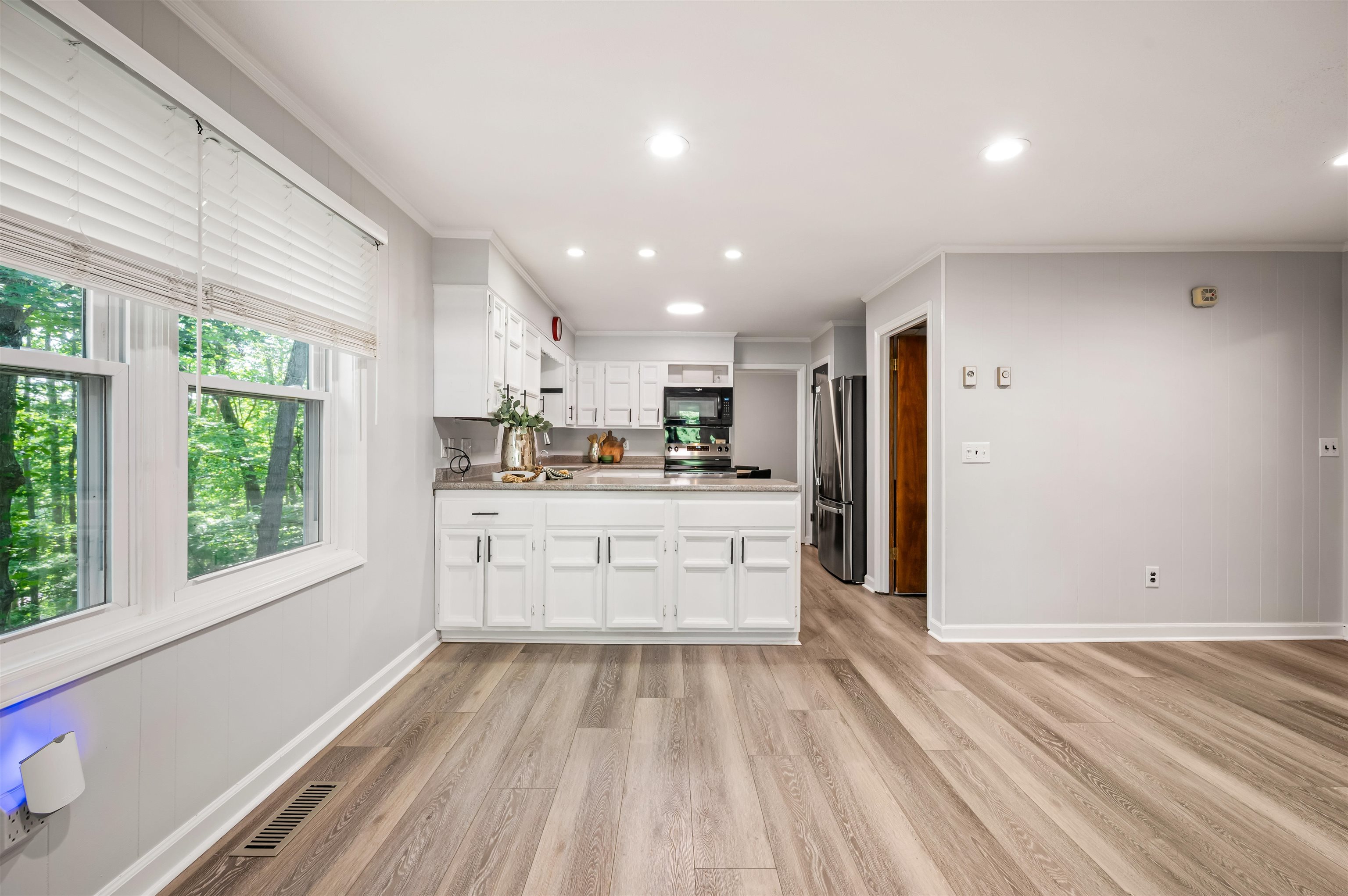 10 HIDDEN VALLEY Lane