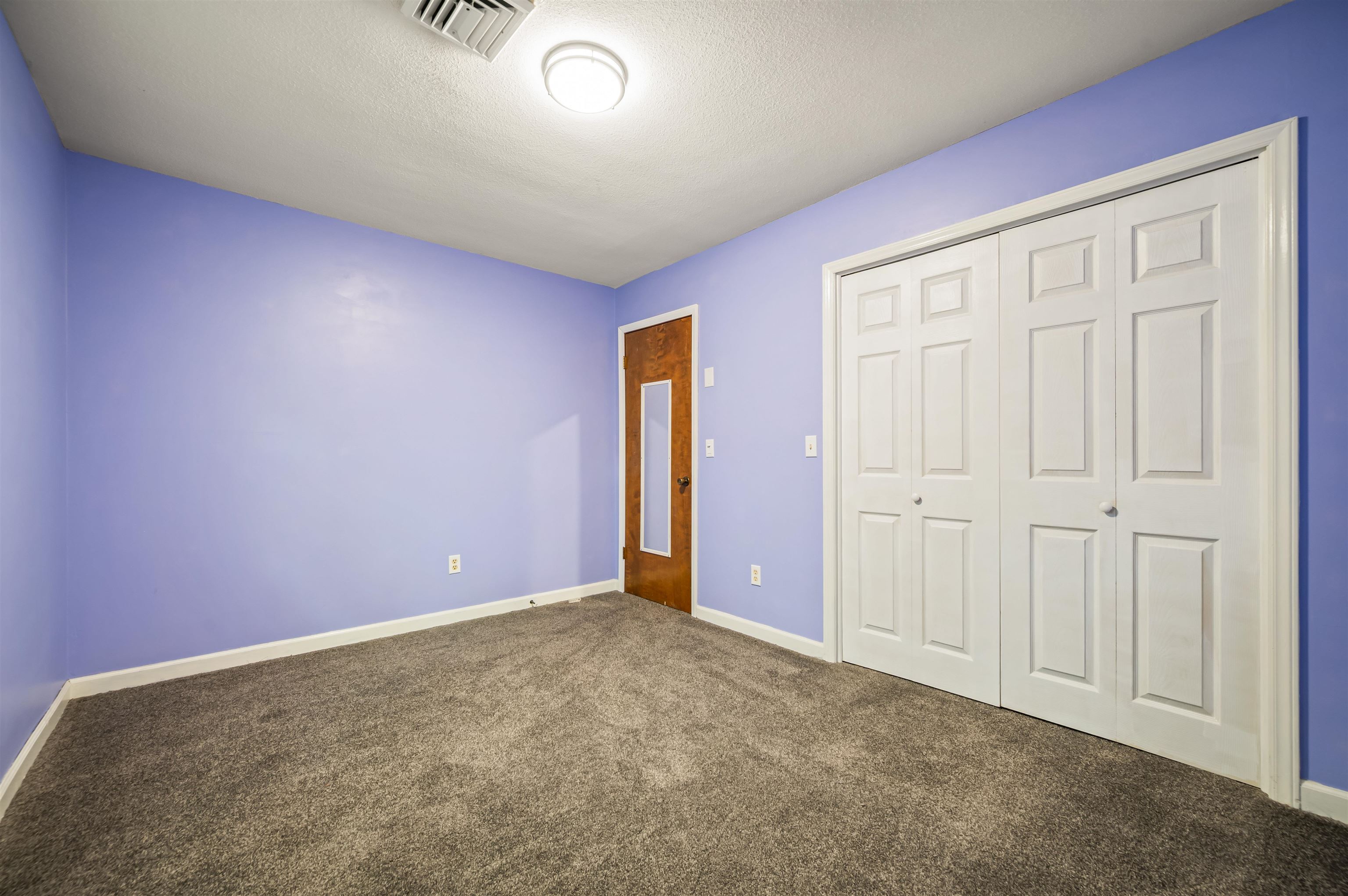 10 HIDDEN VALLEY Lane