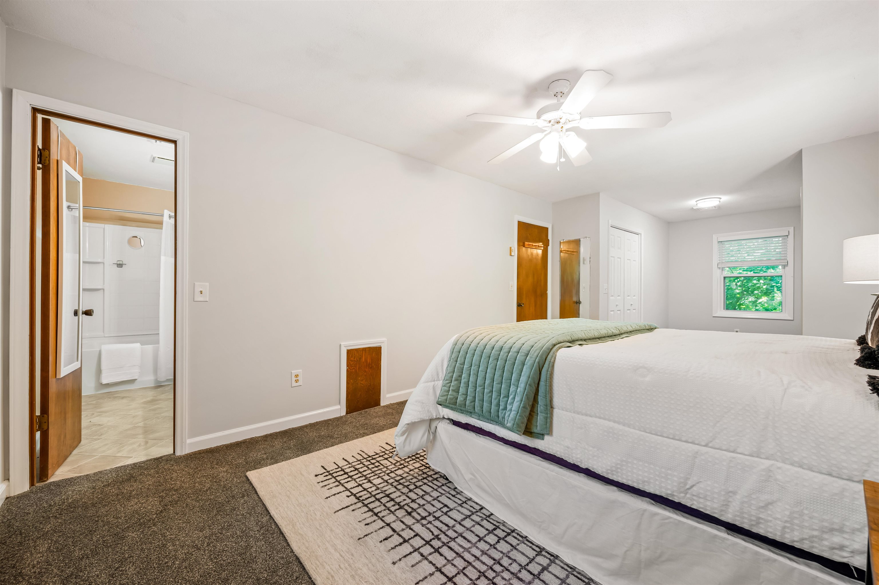 10 HIDDEN VALLEY Lane