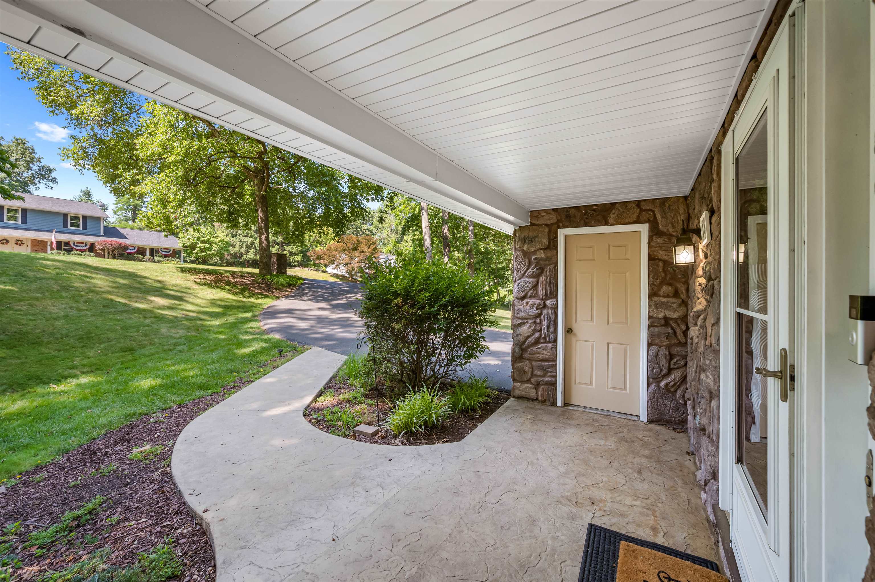 10 HIDDEN VALLEY Lane