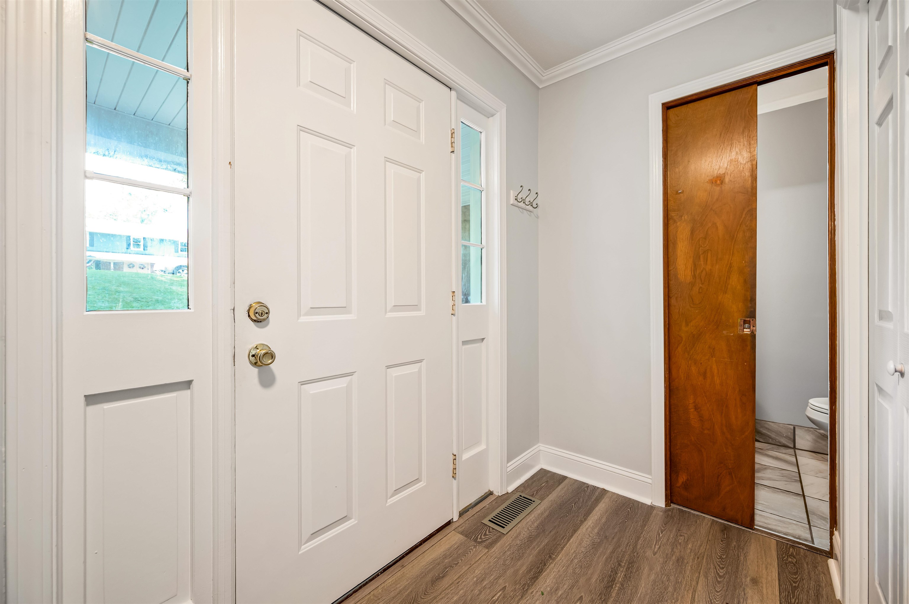 10 HIDDEN VALLEY Lane