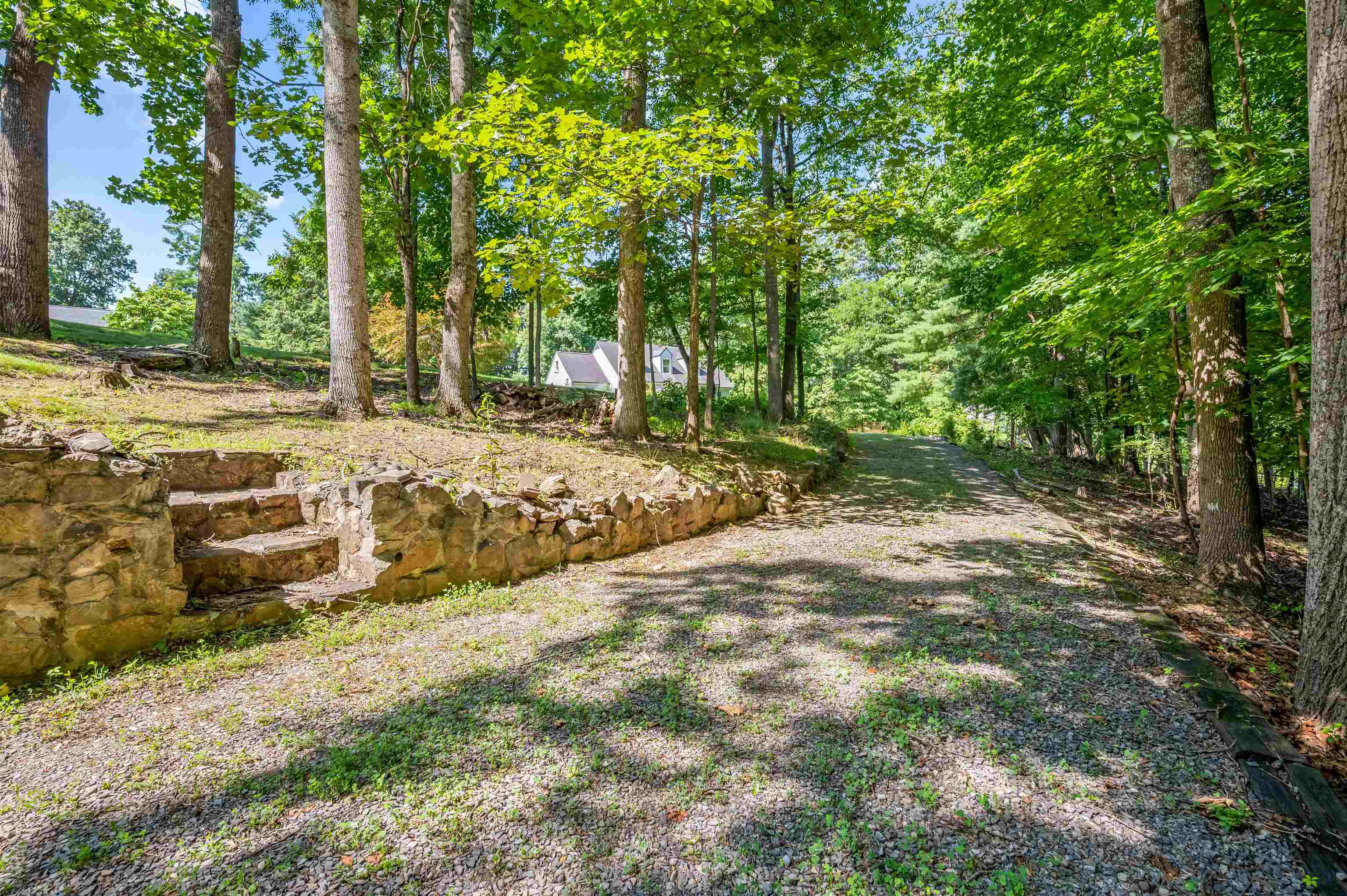 10 HIDDEN VALLEY Lane