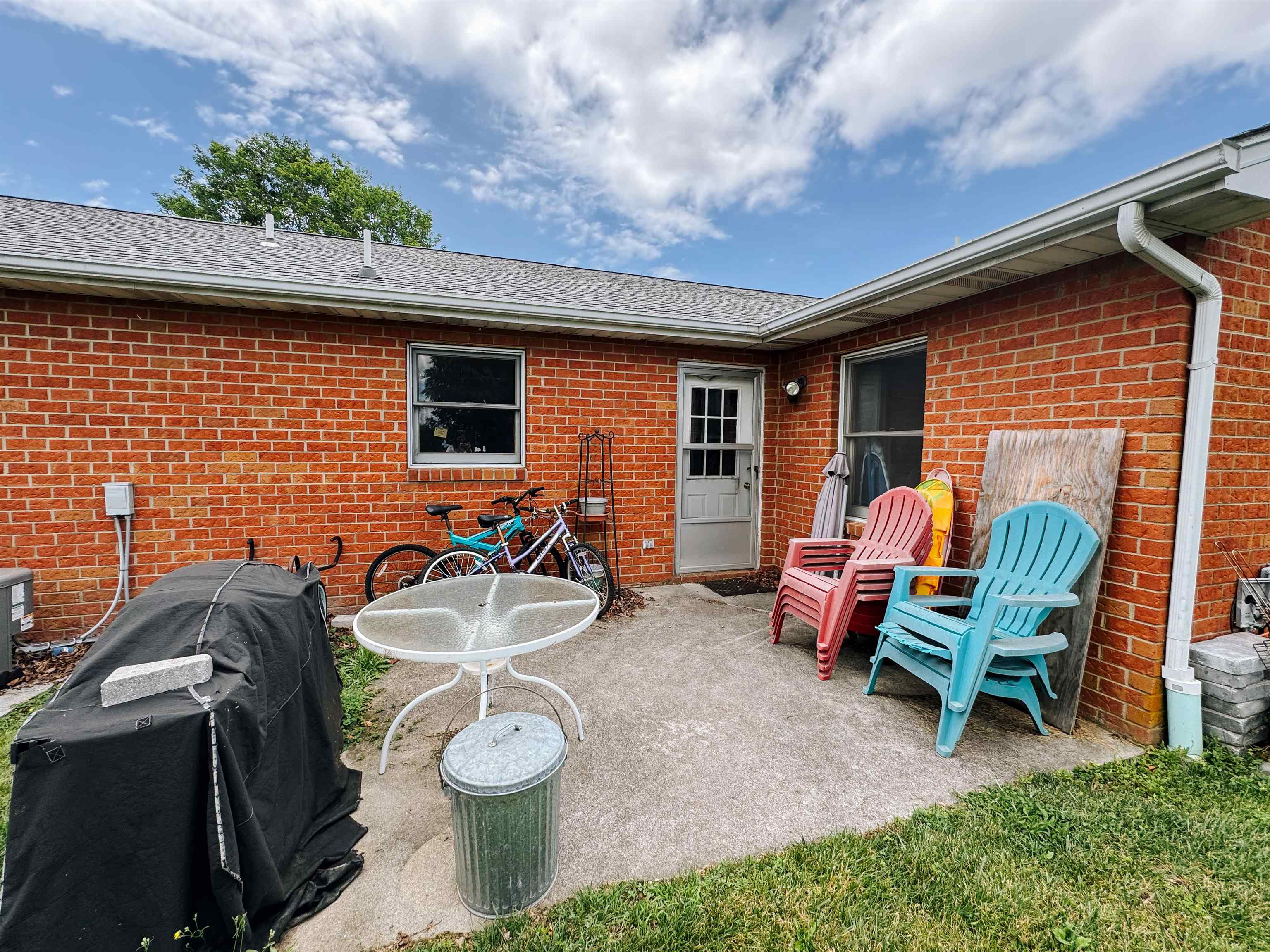 1450 & 1452 Sandy Circle