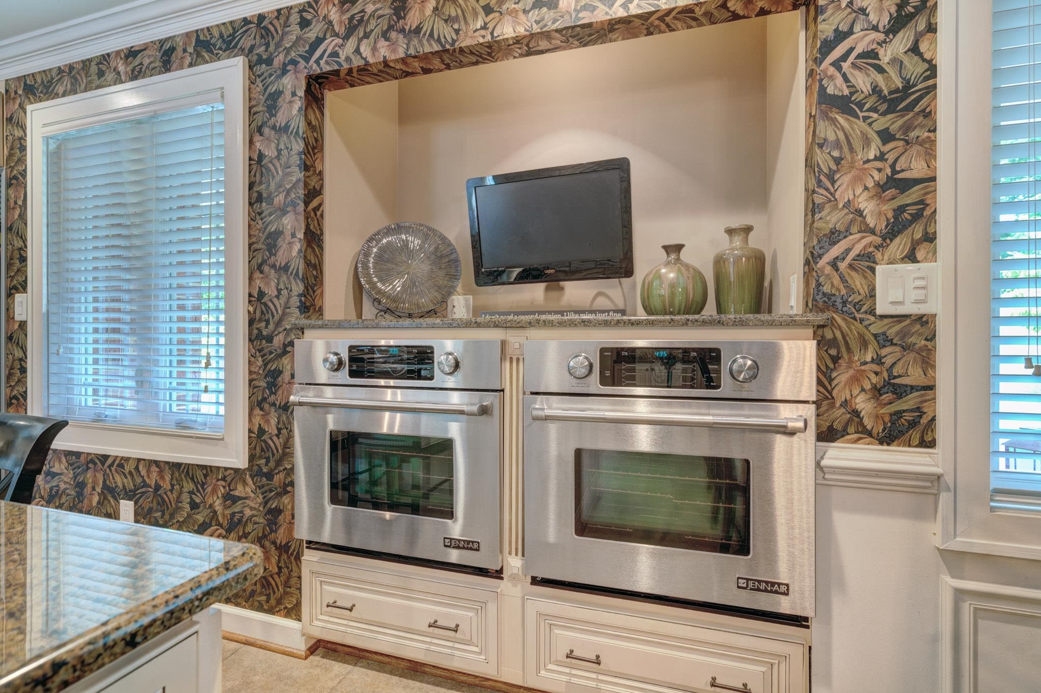 4506 Waterfront Farms Drive