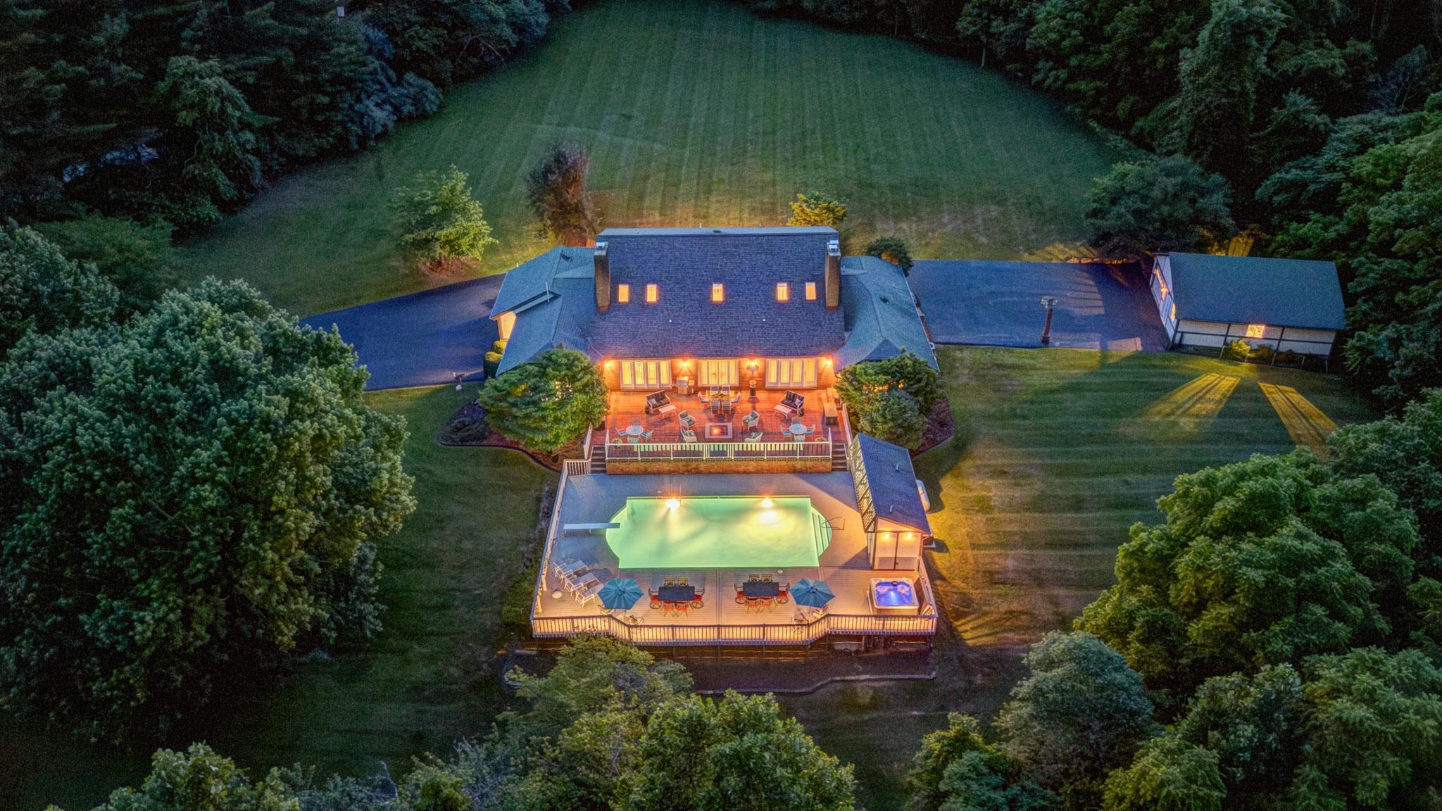 4506 Waterfront Farms Drive