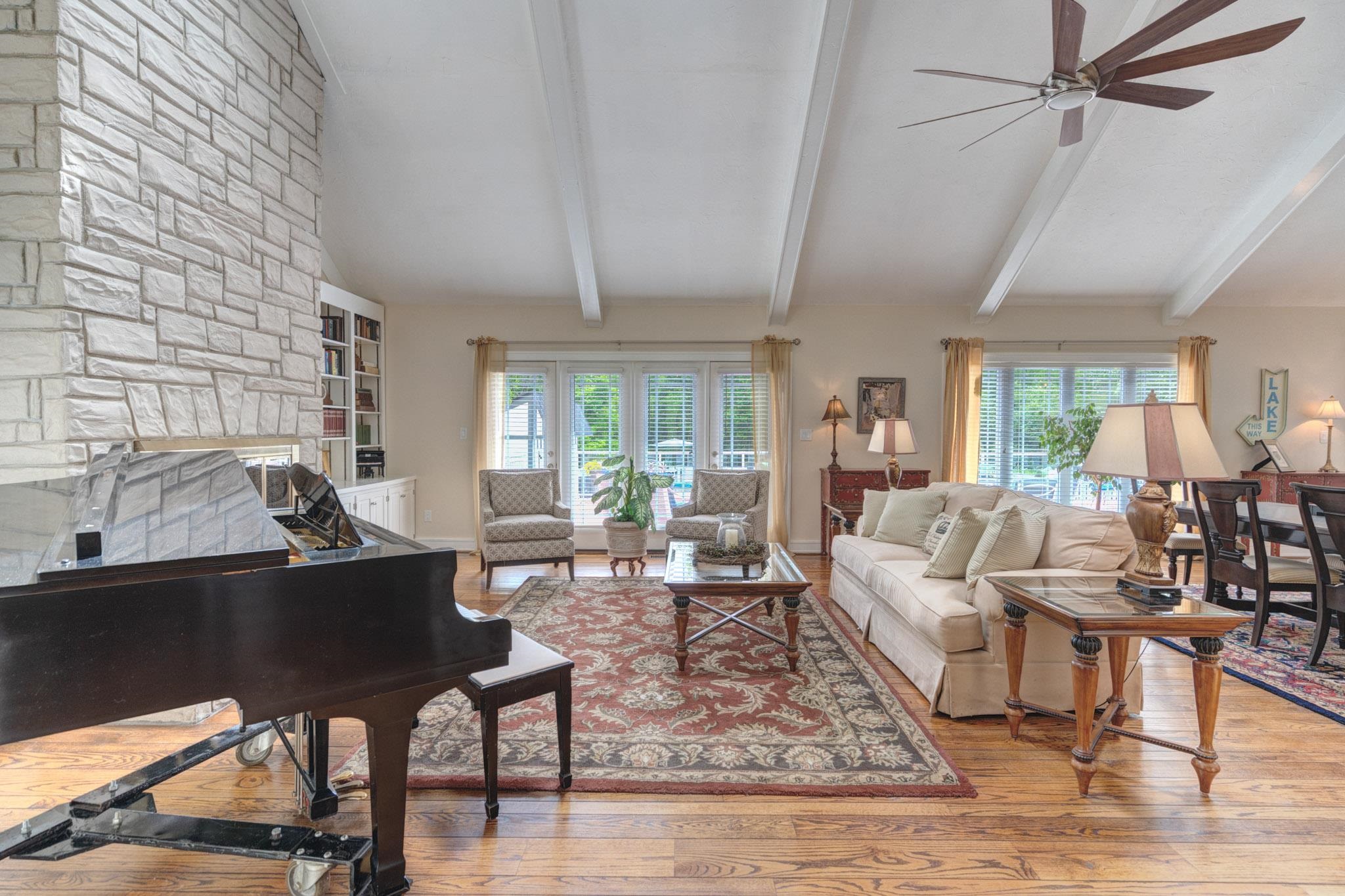 4506 Waterfront Farms Drive