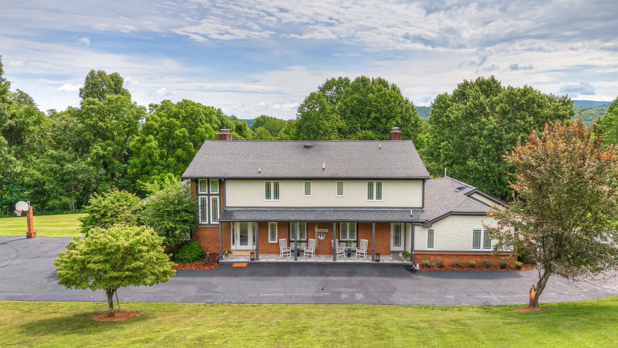 4506 Waterfront Farms Drive