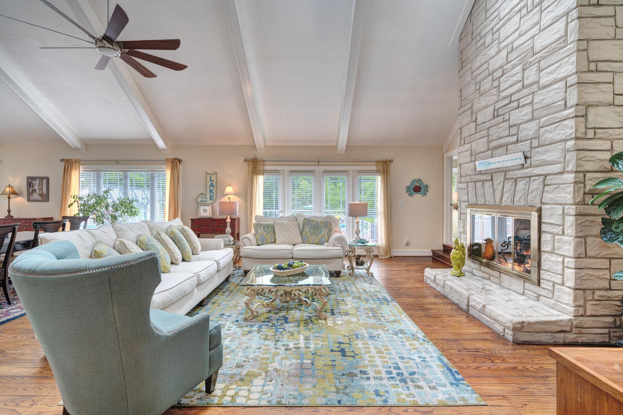 4506 Waterfront Farms Drive