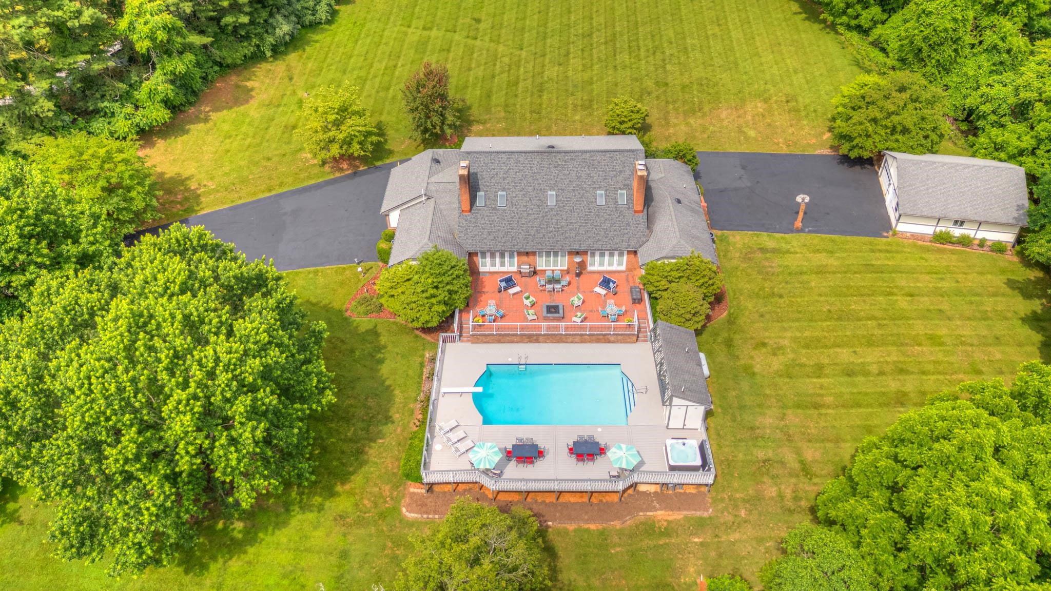 4506 Waterfront Farms Drive