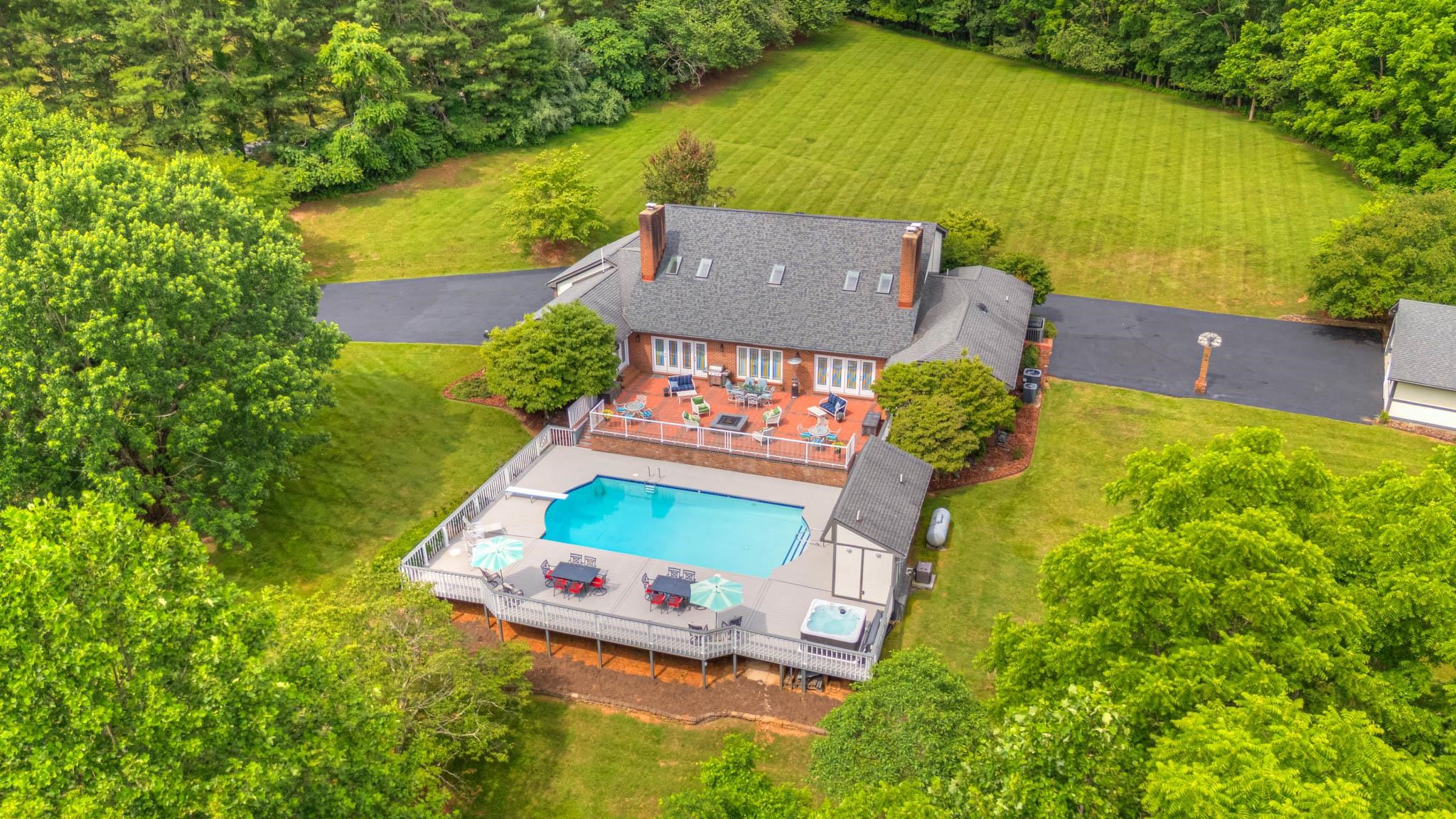 4506 Waterfront Farms Drive