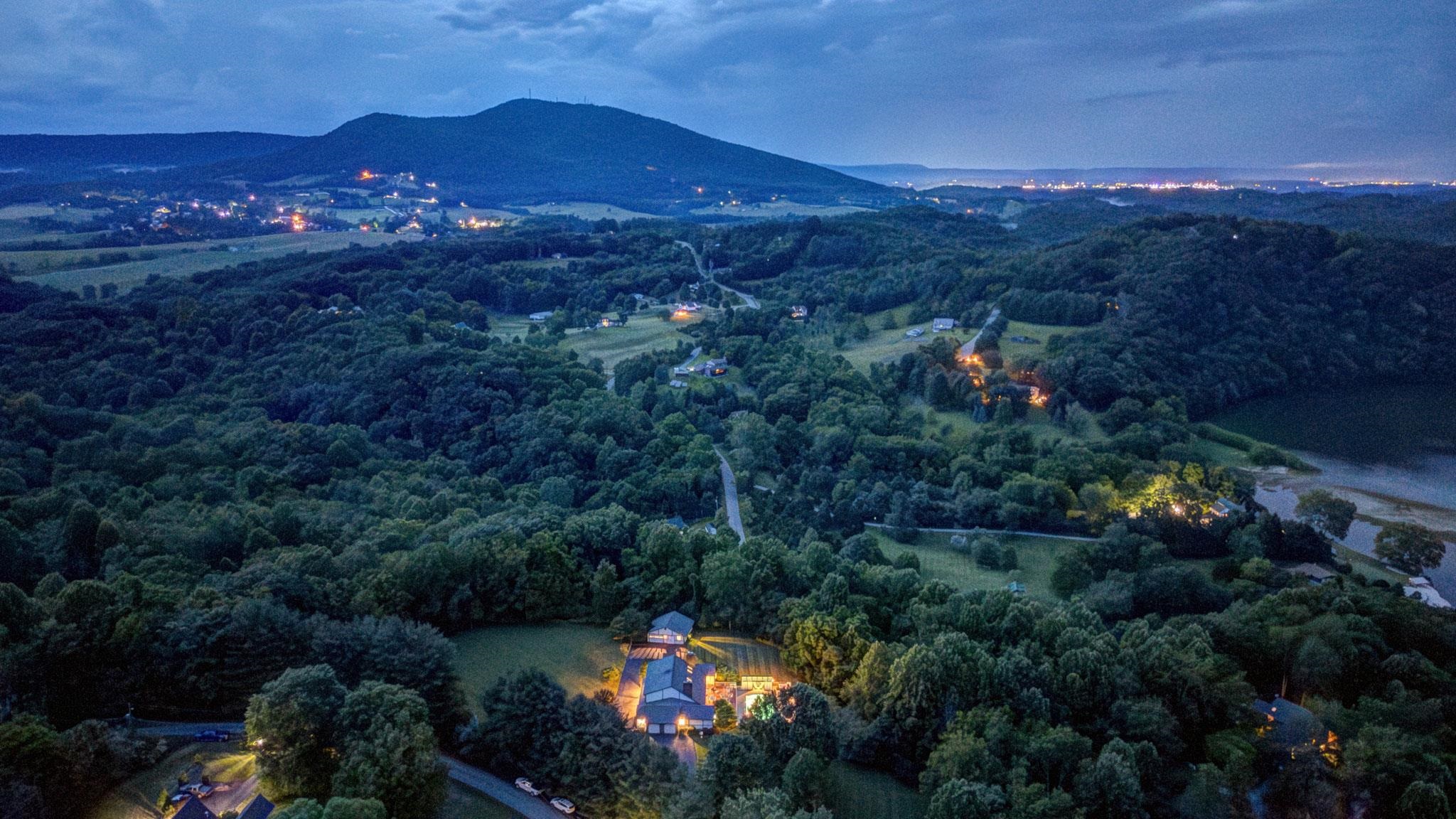 4506 Waterfront Farms Drive