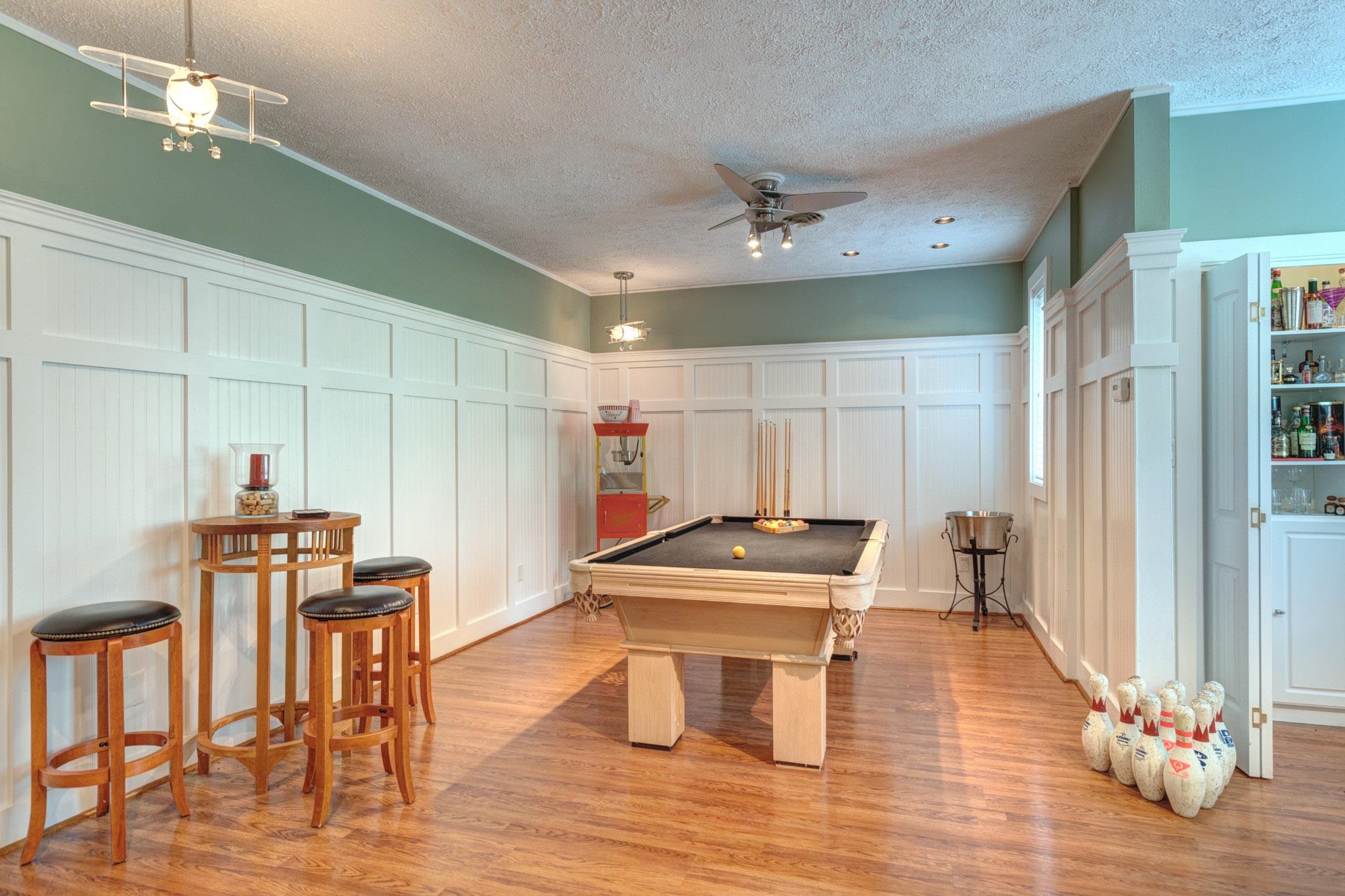 4506 Waterfront Farms Drive