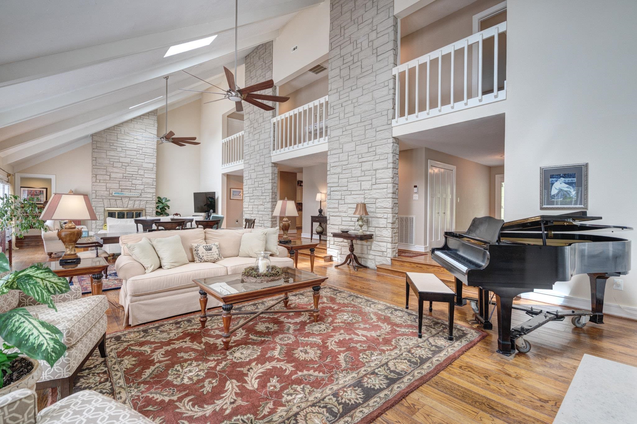 4506 Waterfront Farms Drive