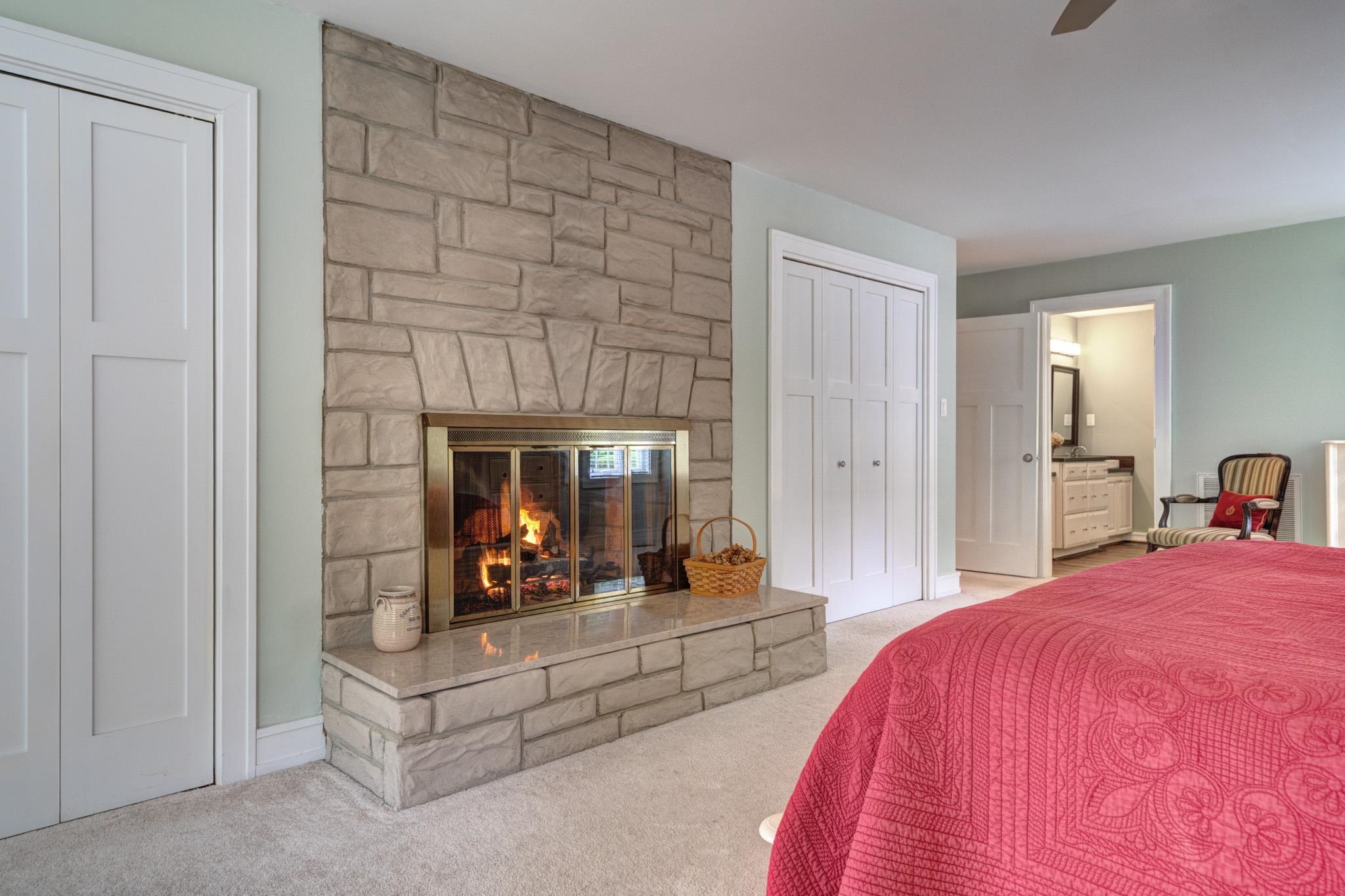 4506 Waterfront Farms Drive