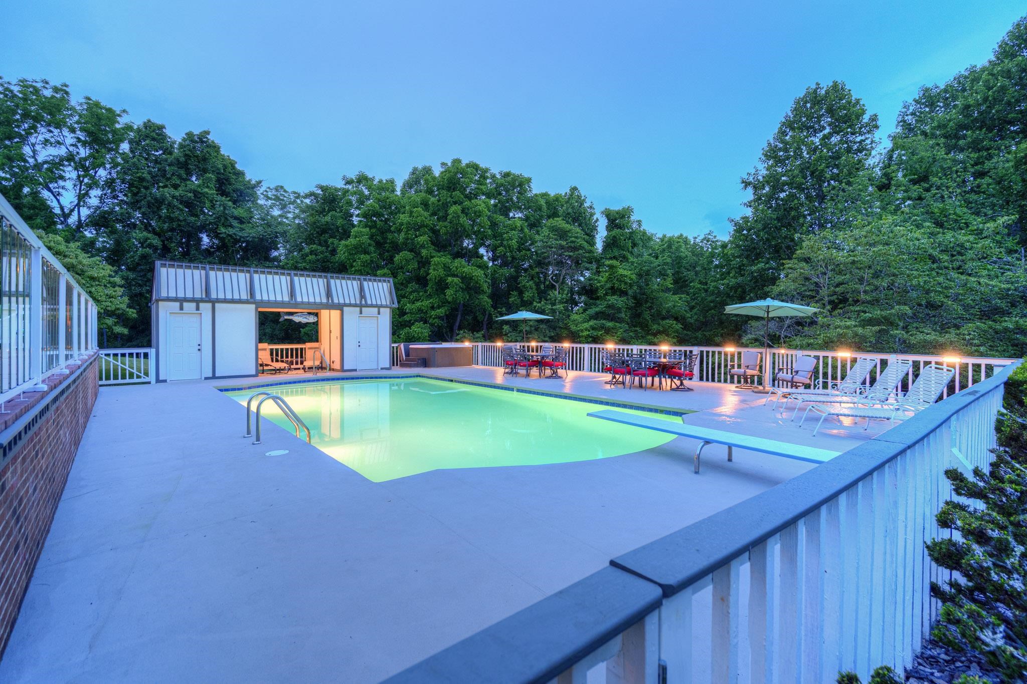 4506 Waterfront Farms Drive