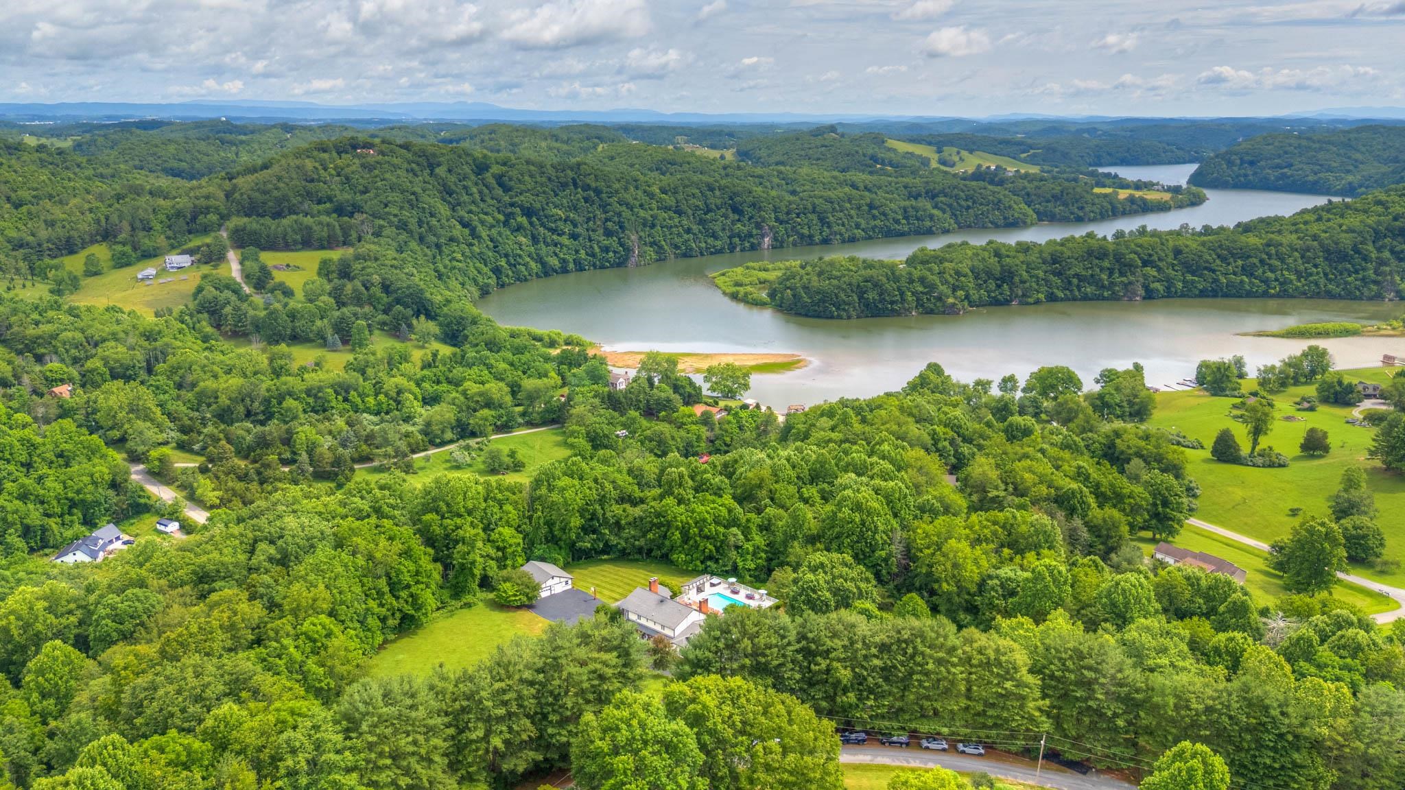 4506 Waterfront Farms Drive