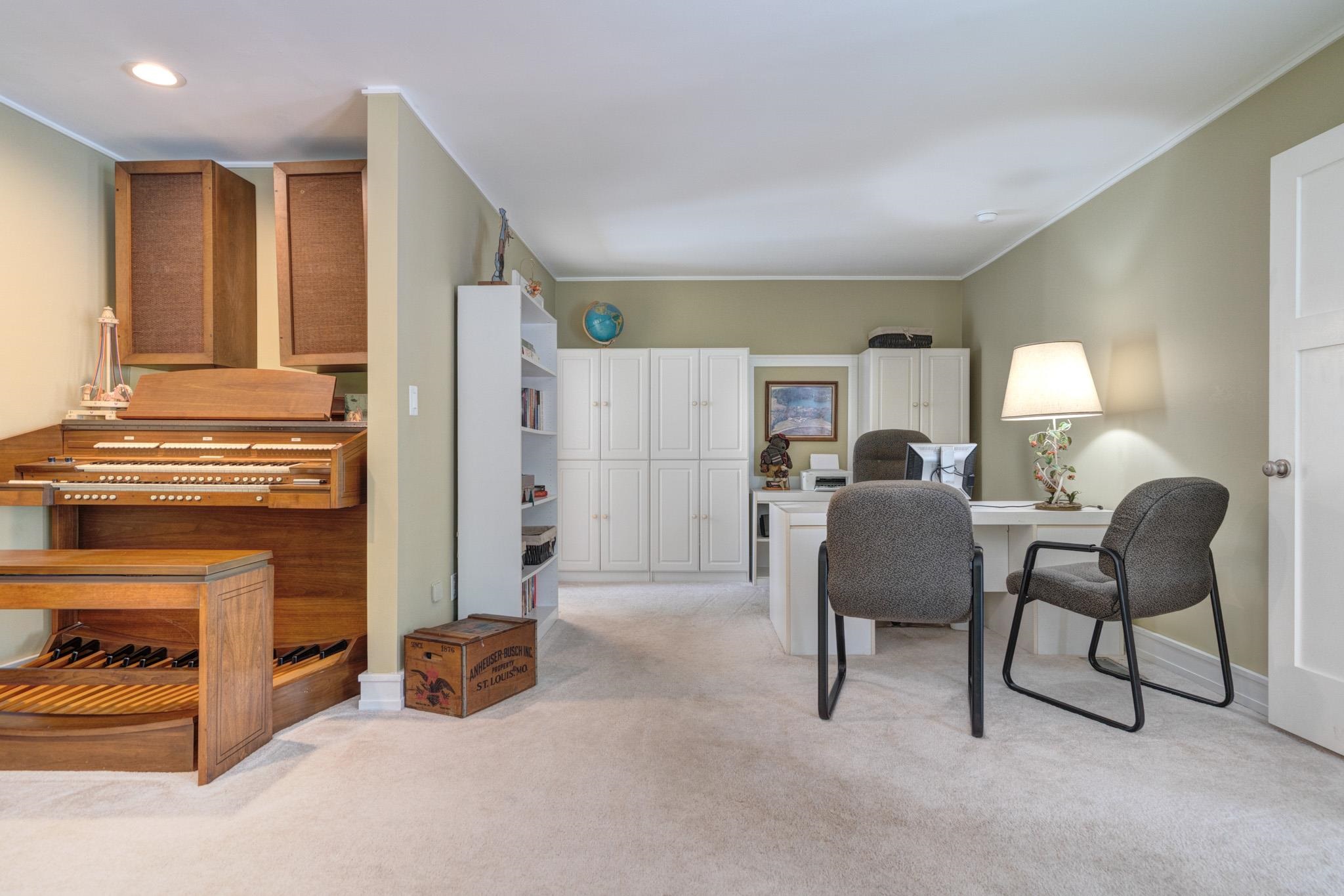 4506 Waterfront Farms Drive