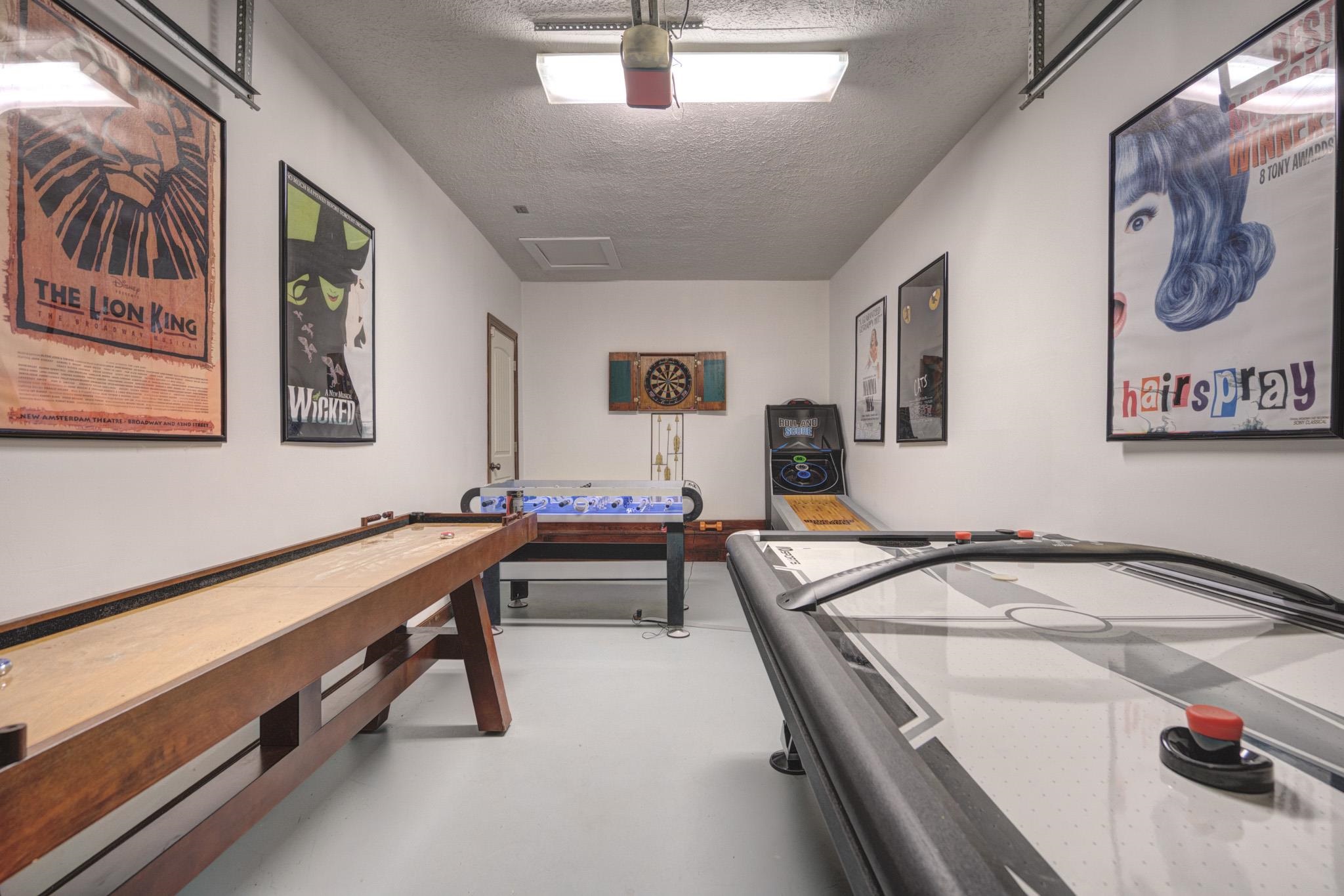 4506 Waterfront Farms Drive