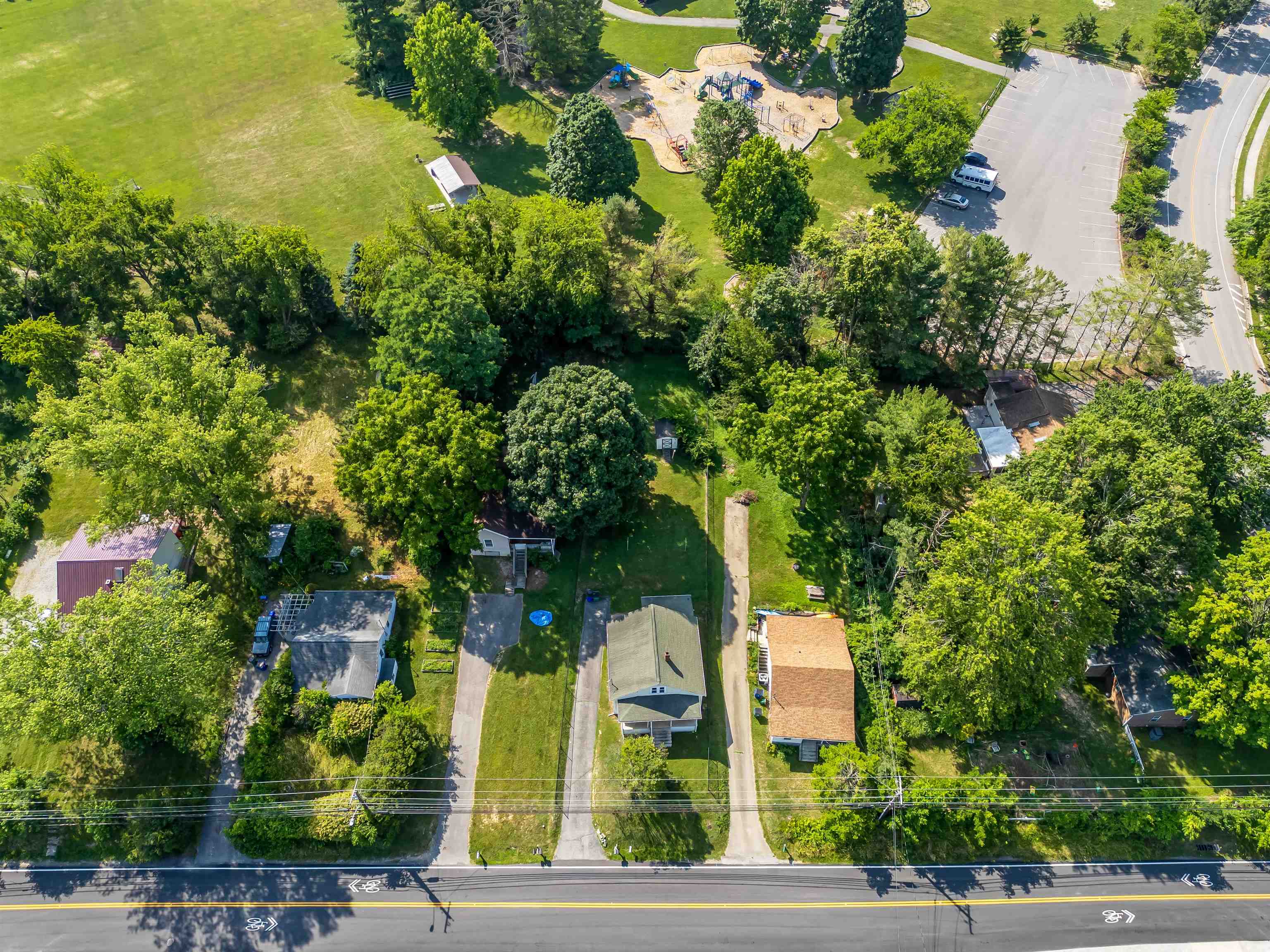 904 Giles Rd Road