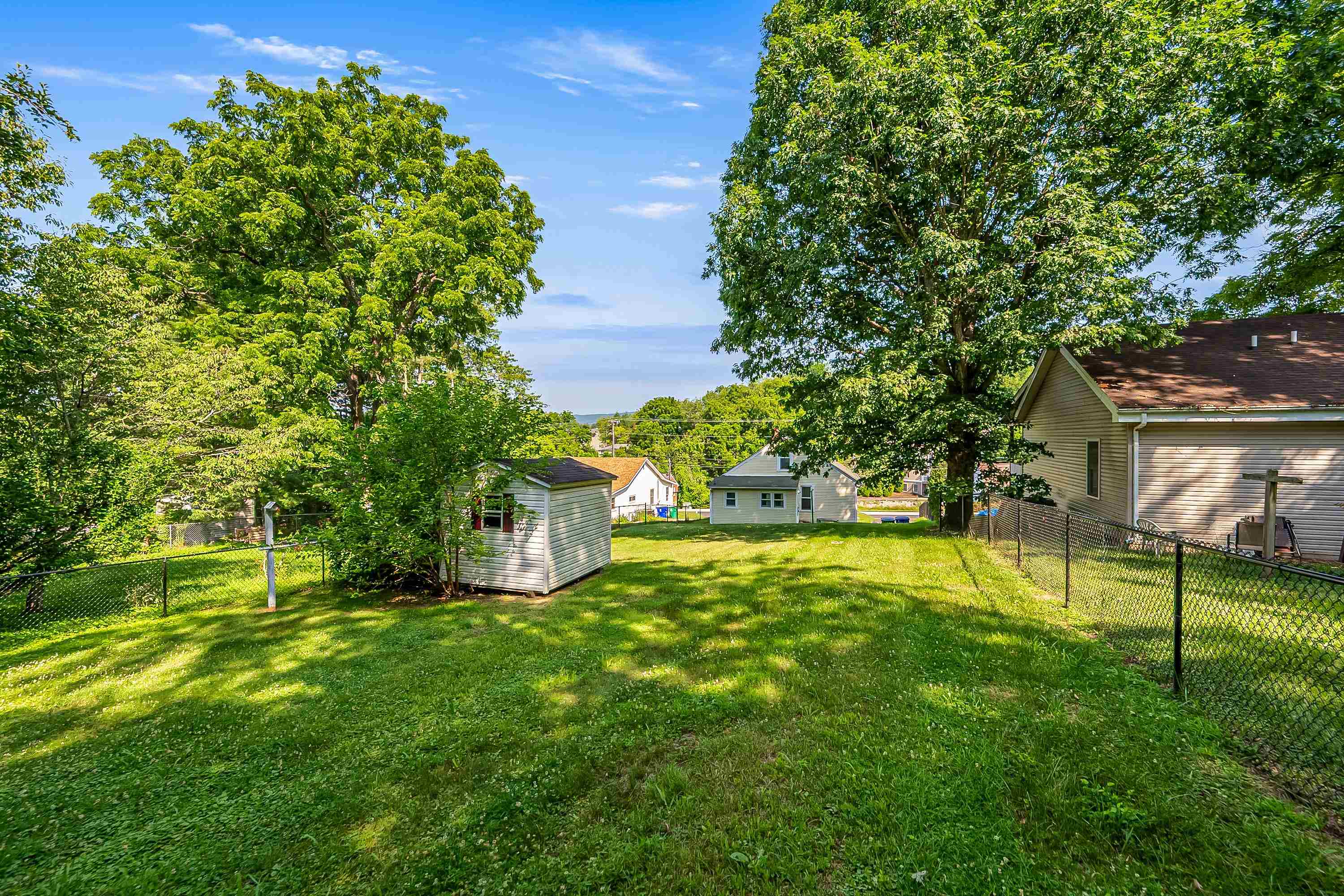 904 Giles Rd Road