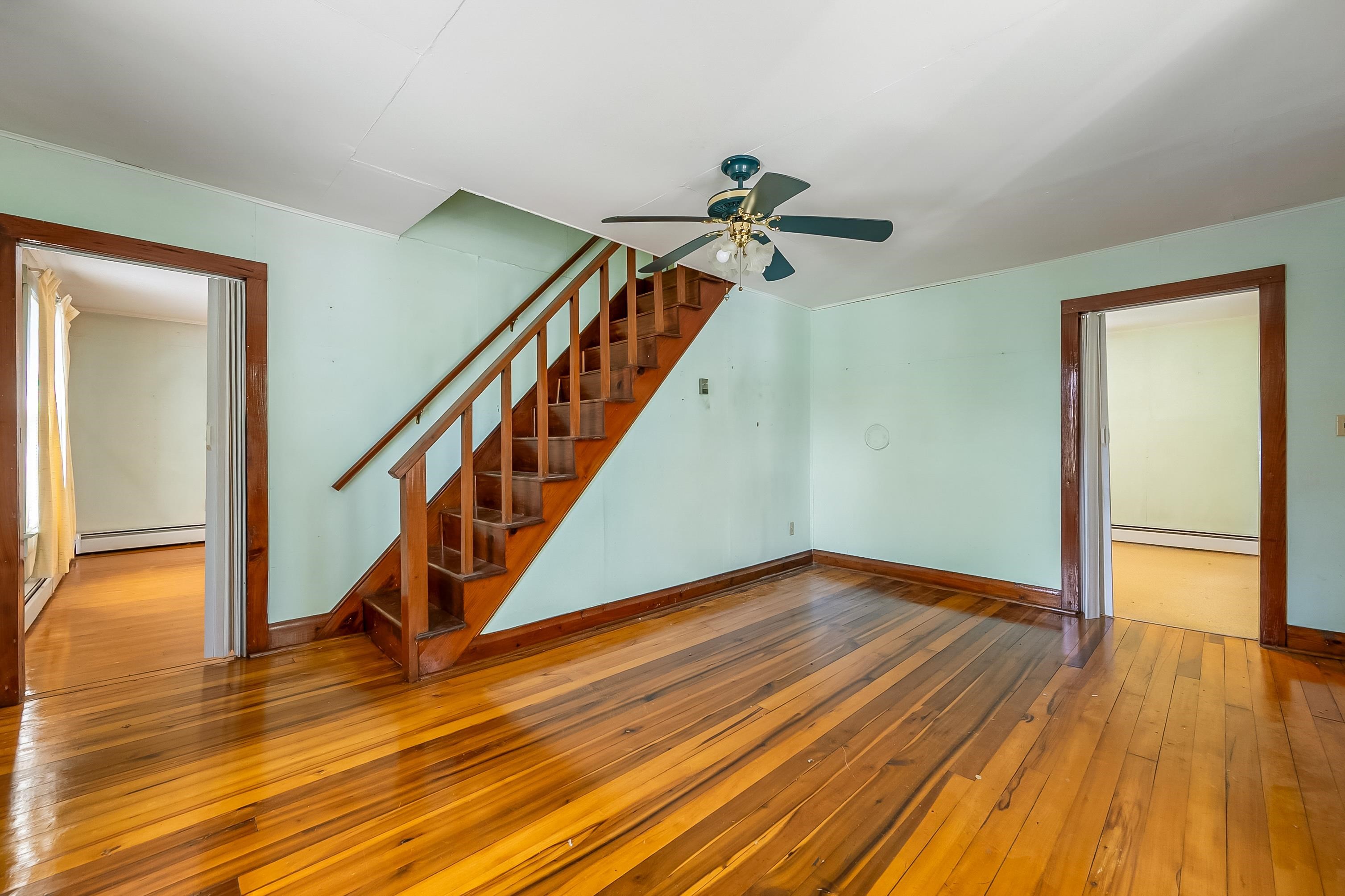 904 Giles Rd Road