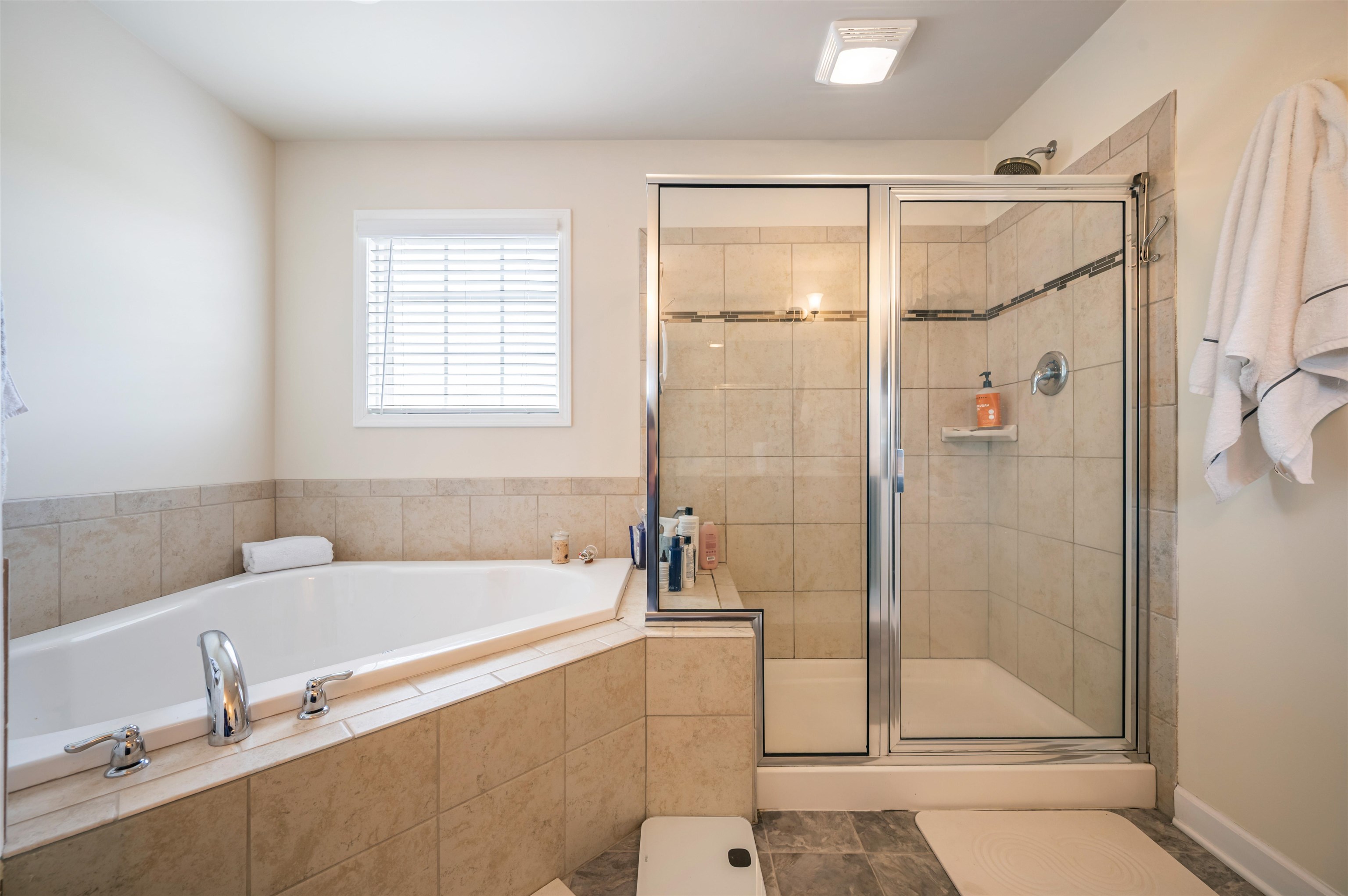 2243 Scenic Ridge Circle