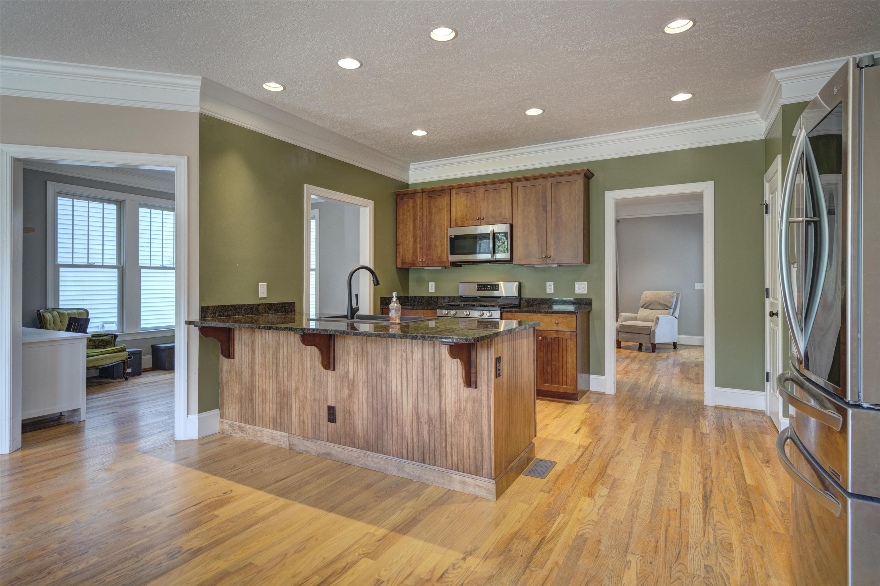 1803 HONEYSUCKLE Drive