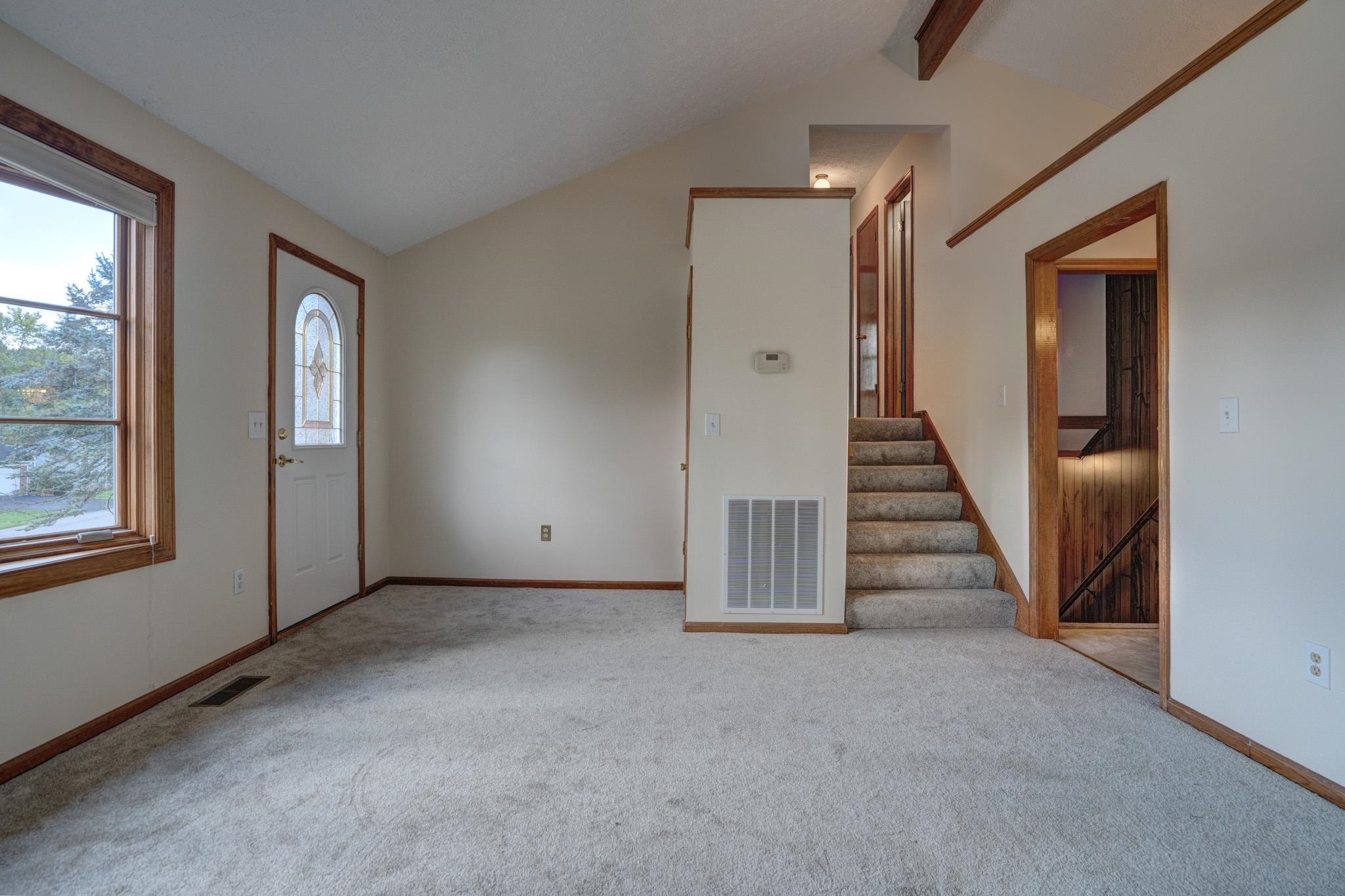 207 WOODBINE Drive