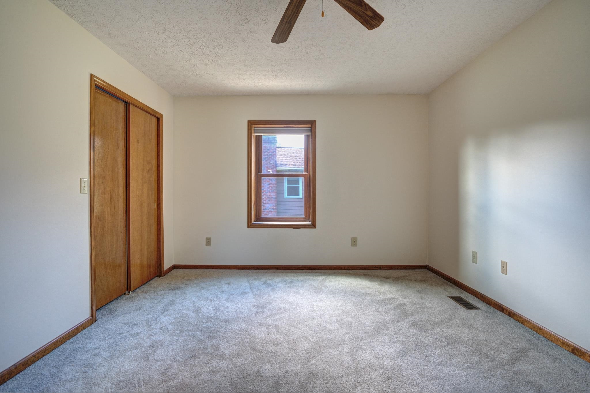 207 WOODBINE Drive