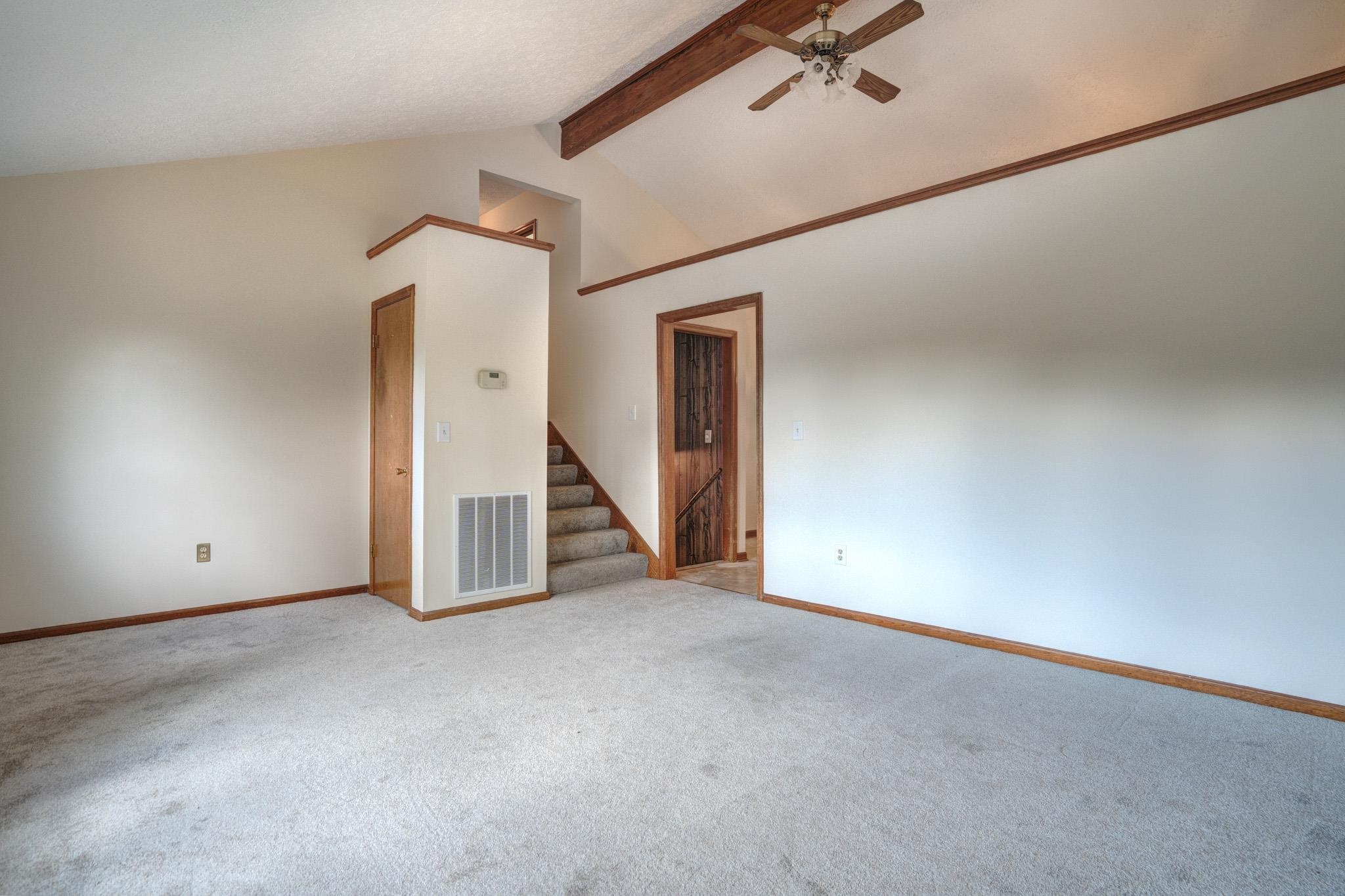 207 WOODBINE Drive