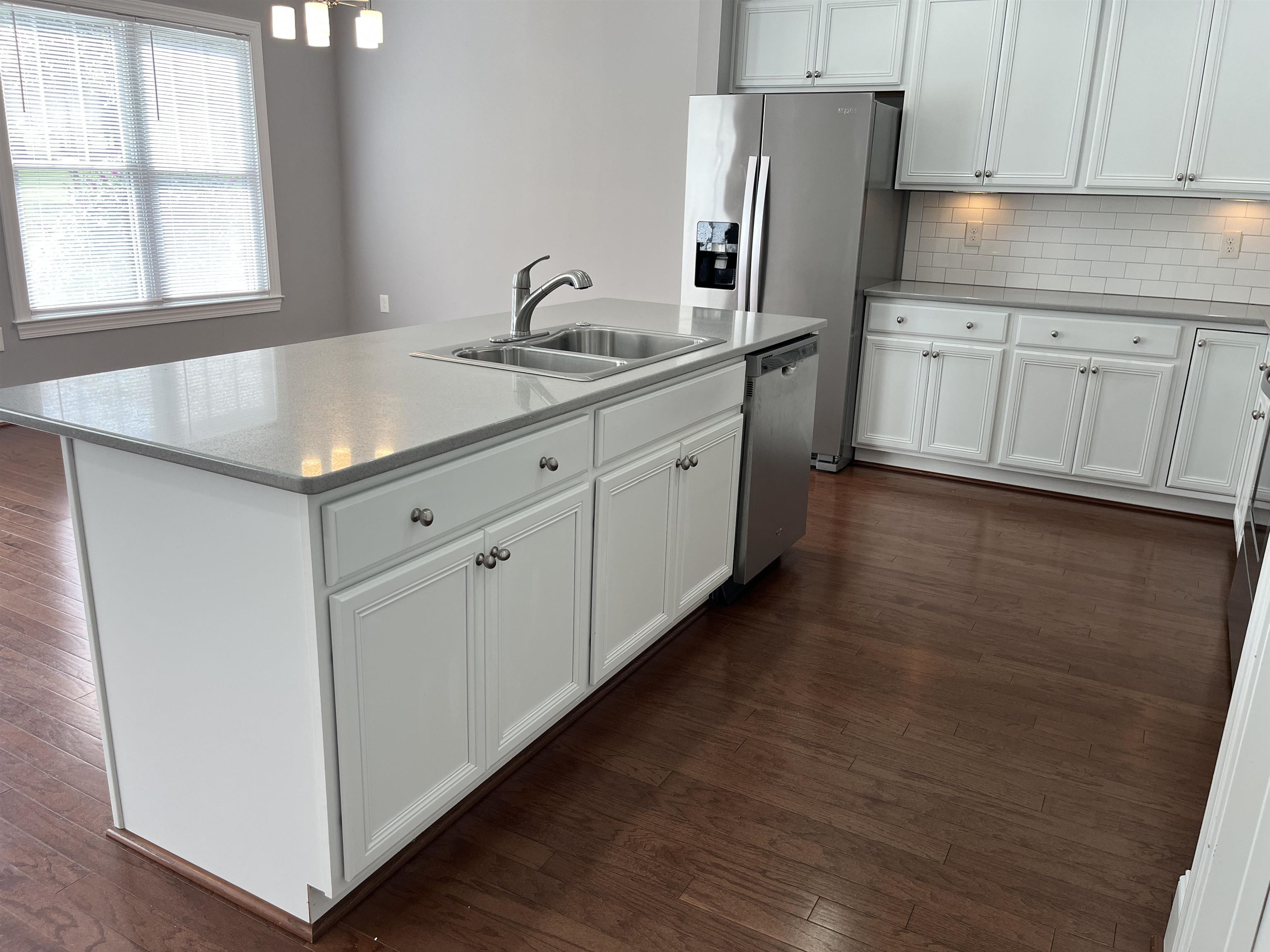 3785 FAIRWAY VIEW Drive