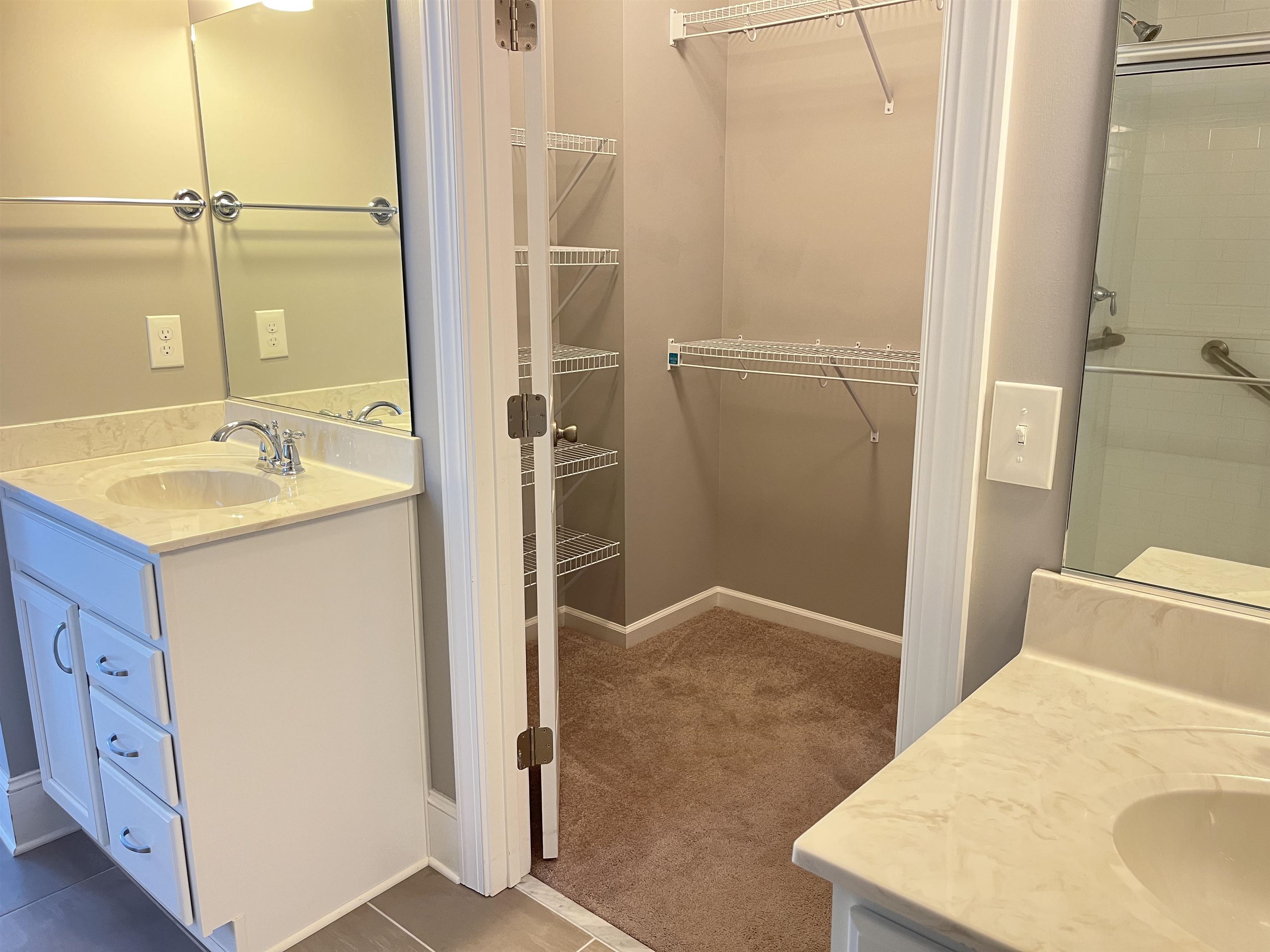 3785 FAIRWAY VIEW Drive