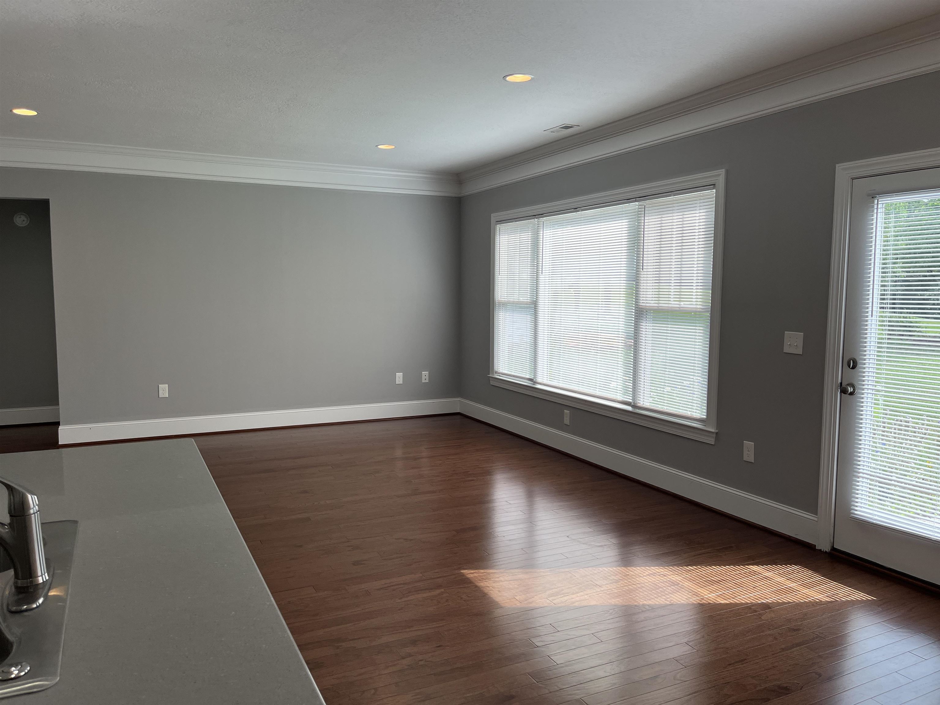 3785 FAIRWAY VIEW Drive