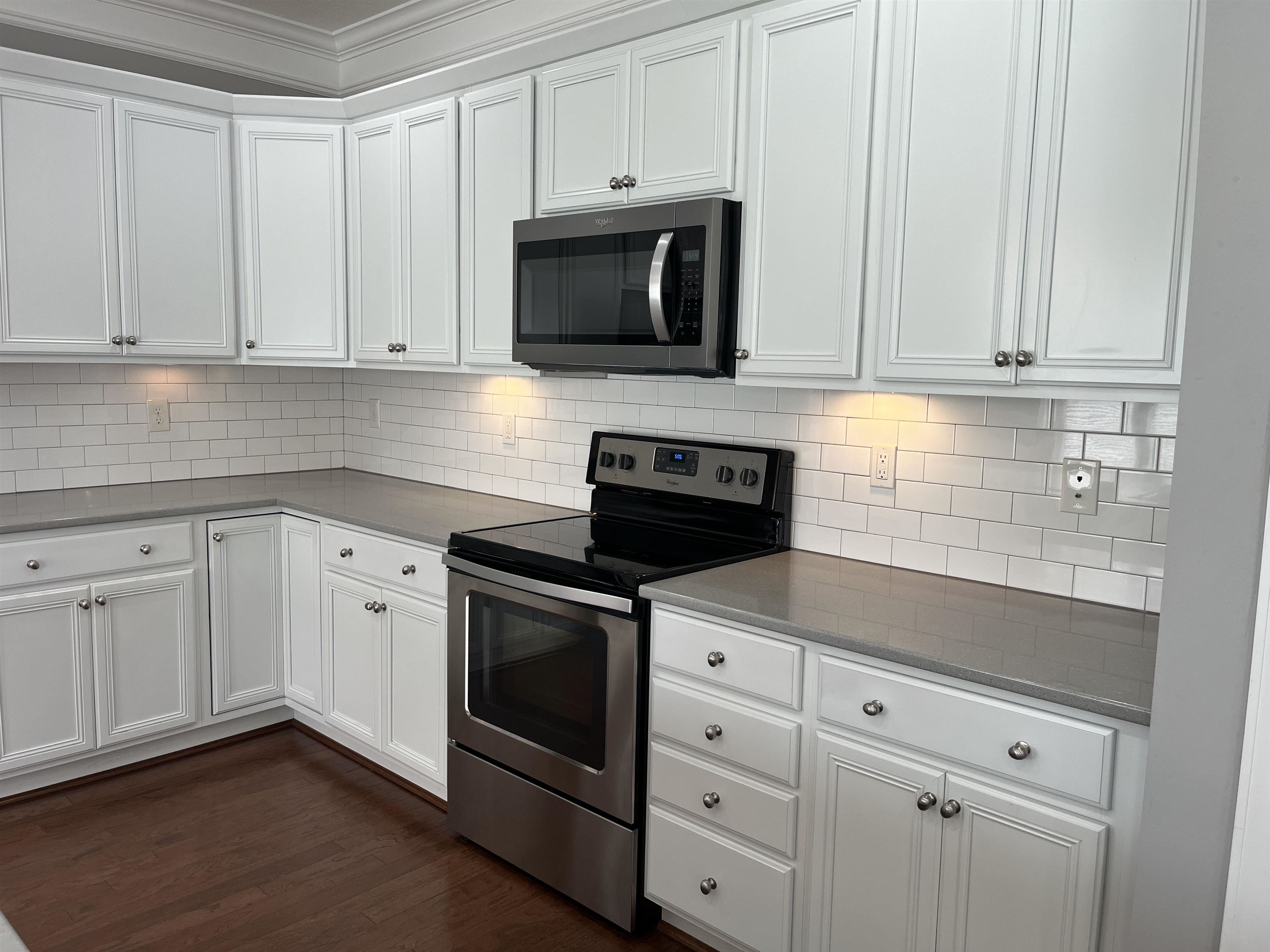 3785 FAIRWAY VIEW Drive