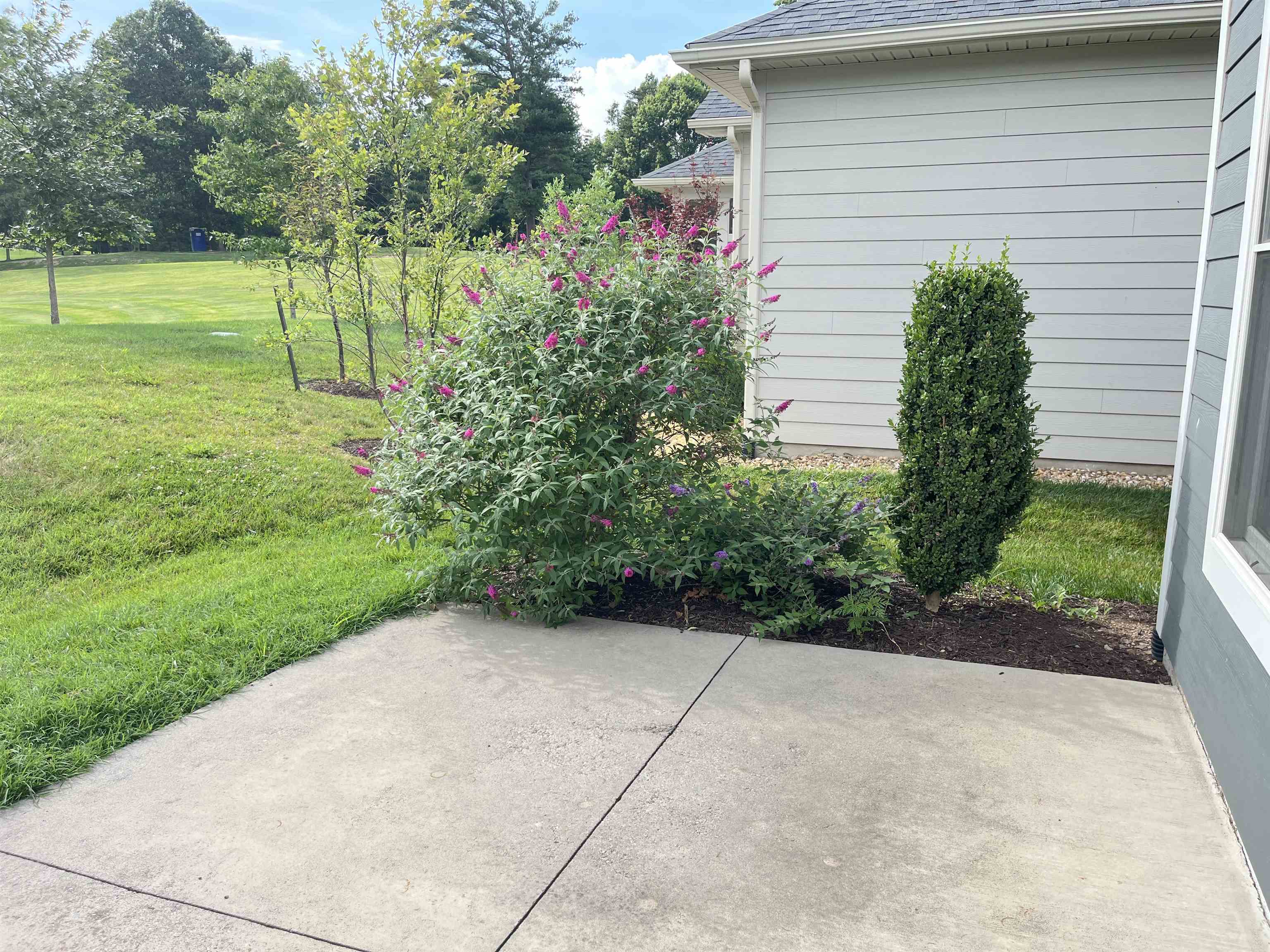 3785 FAIRWAY VIEW Drive