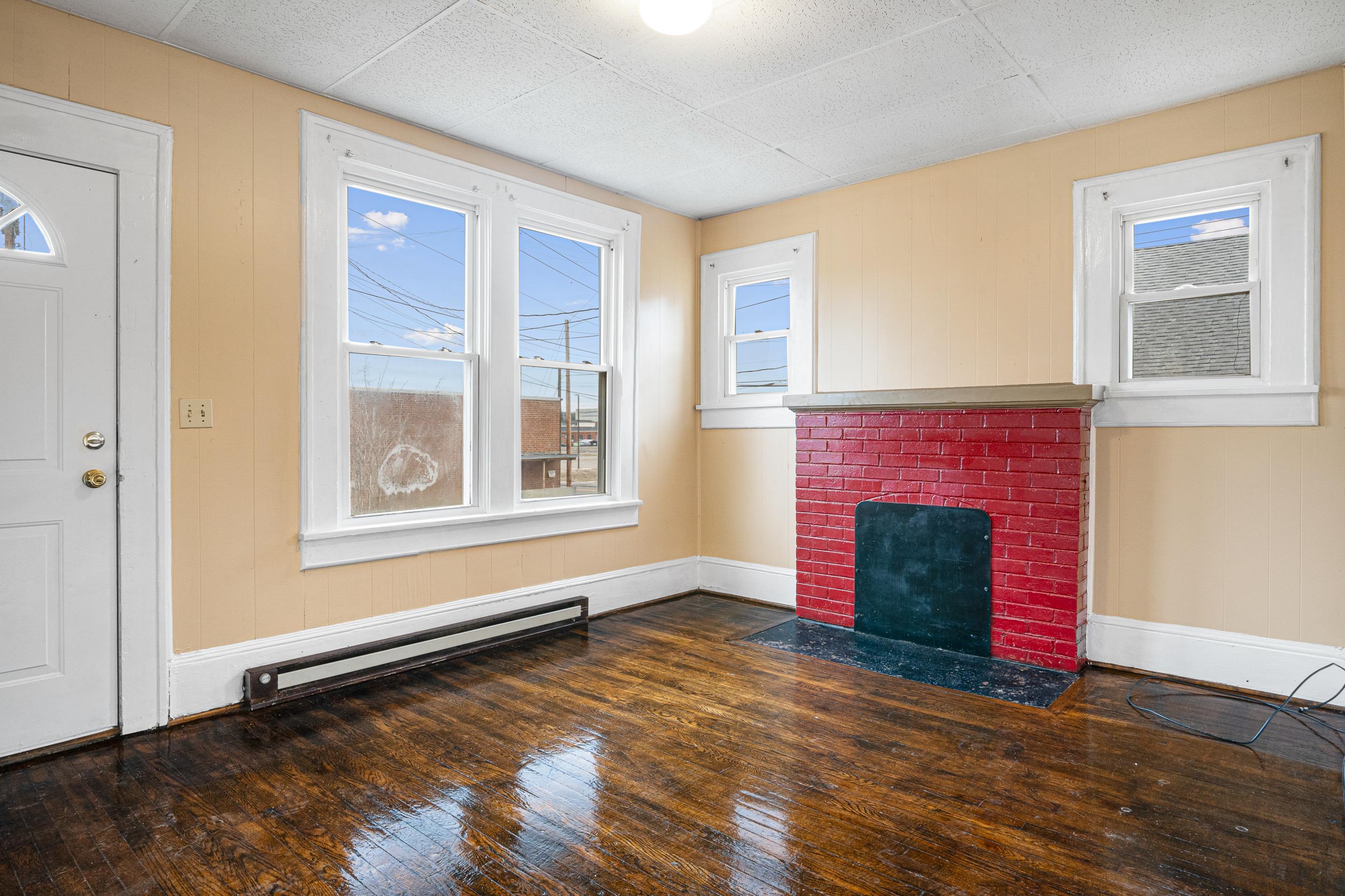 315 1ST Street
