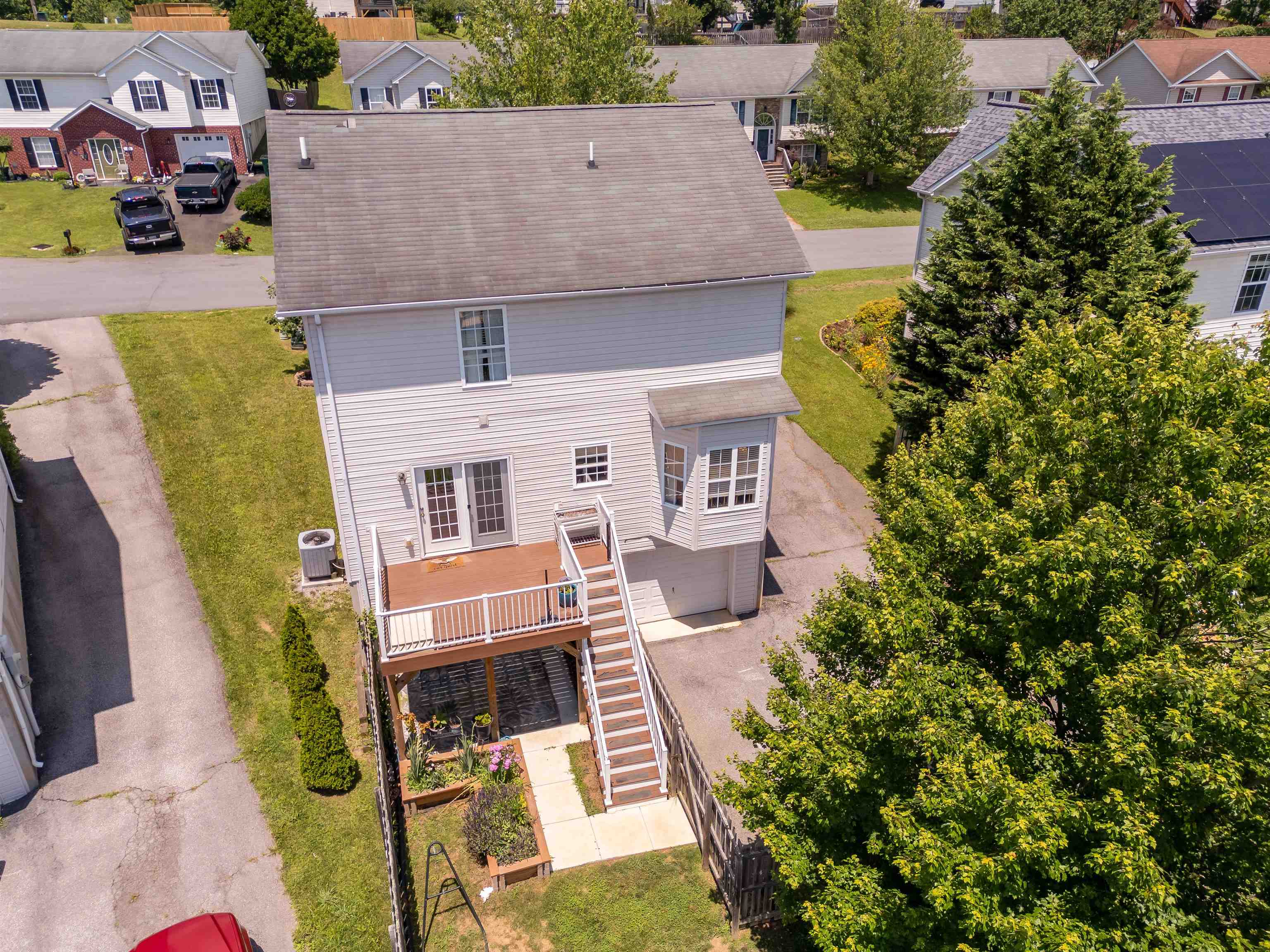 175 Wistaria Dr Drive