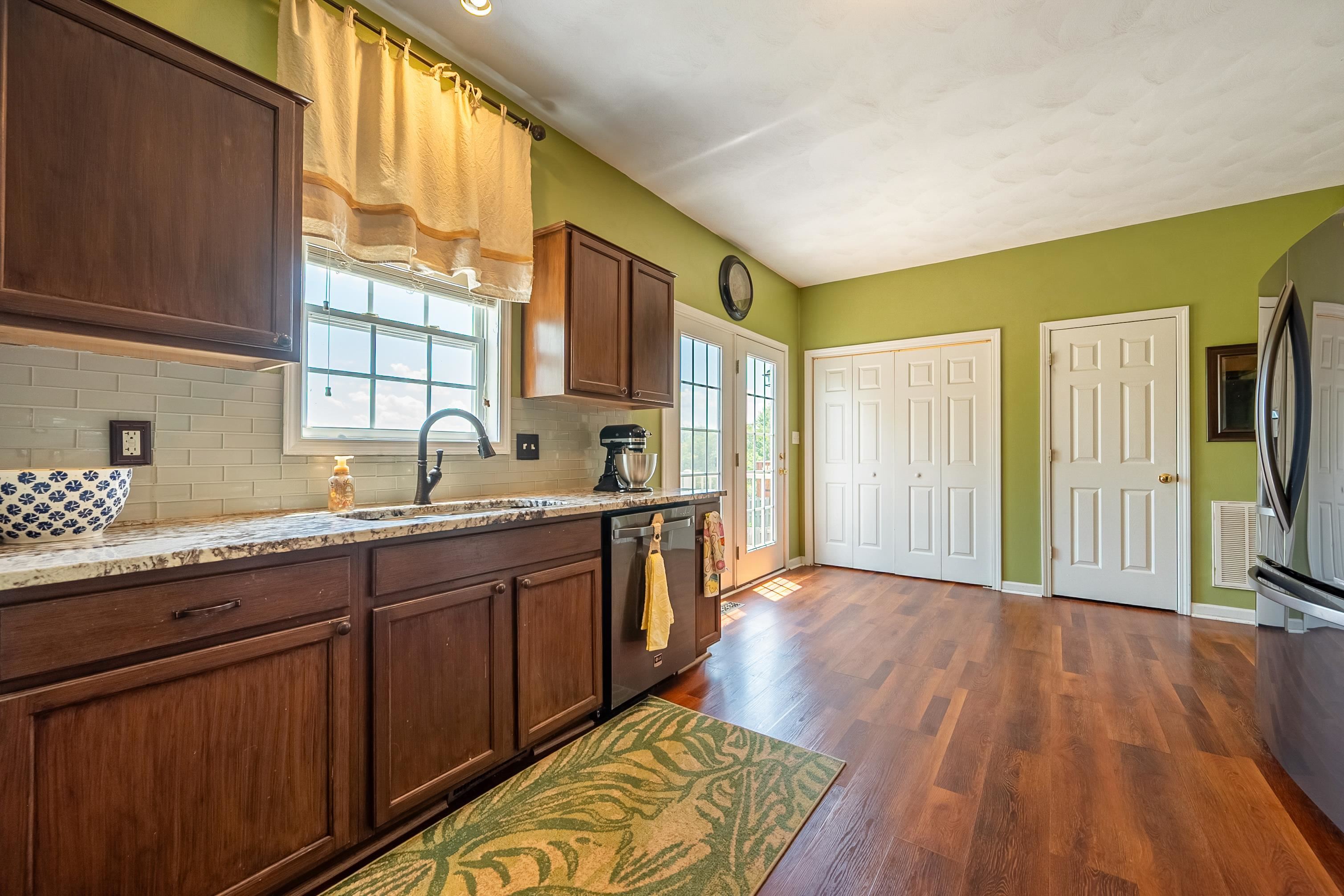 175 Wistaria Dr Drive