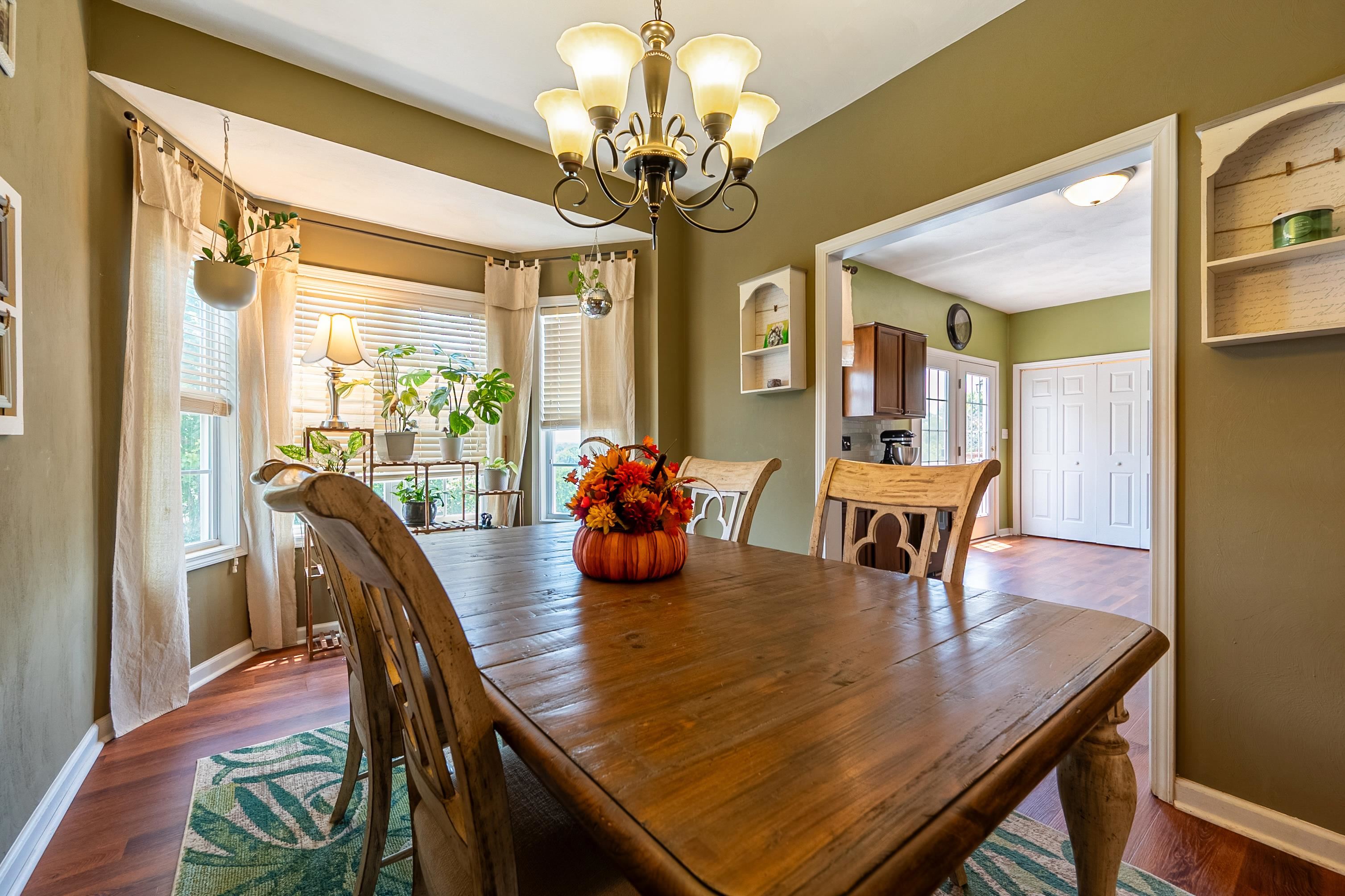 175 Wistaria Dr Drive