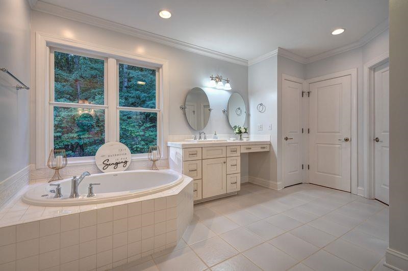 3340 MOSSY SPRING Road