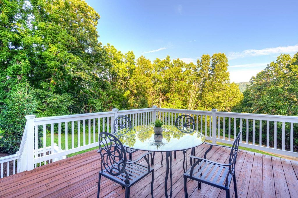 3340 MOSSY SPRING Road