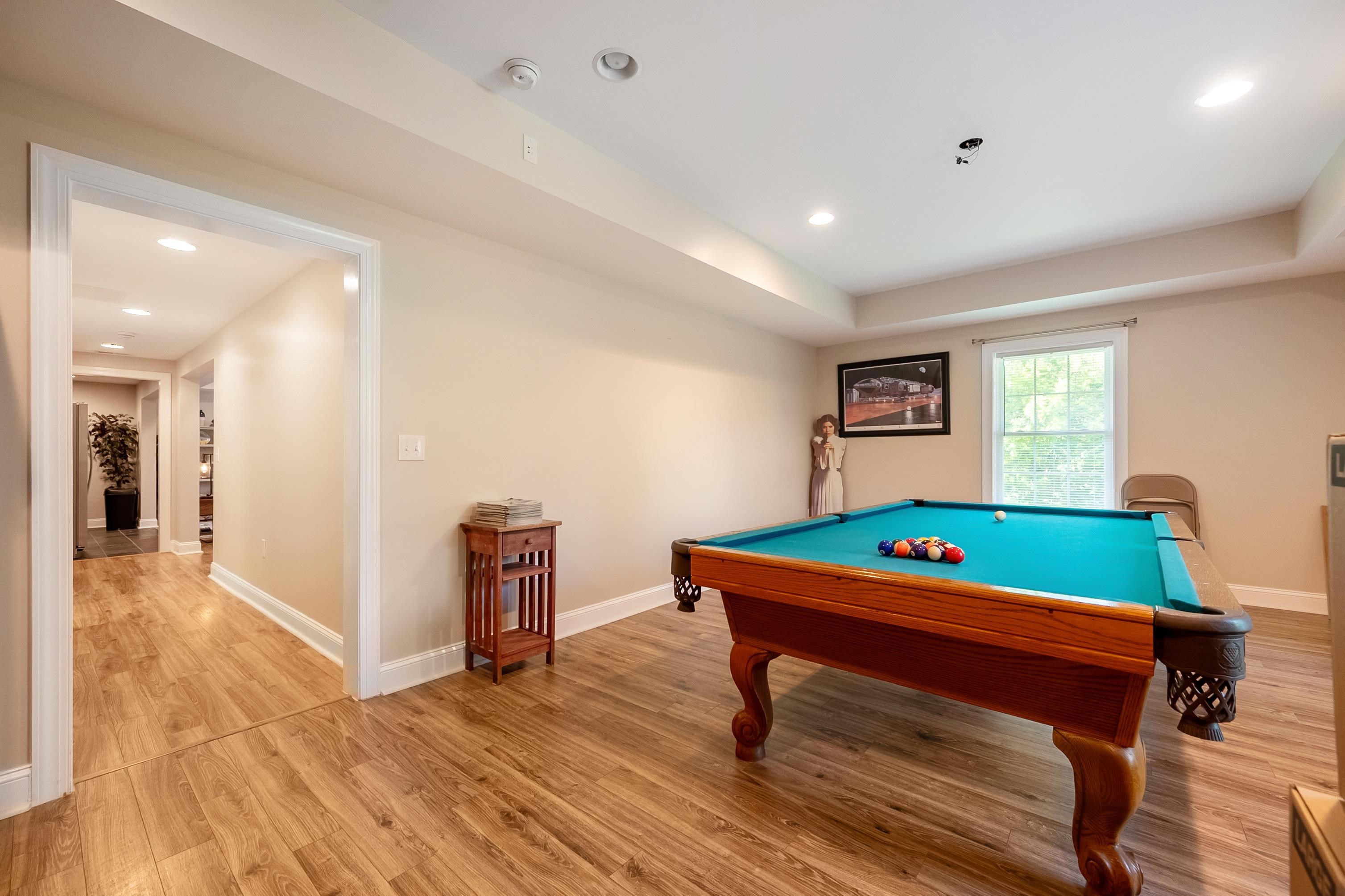 205 RIDGE Lane