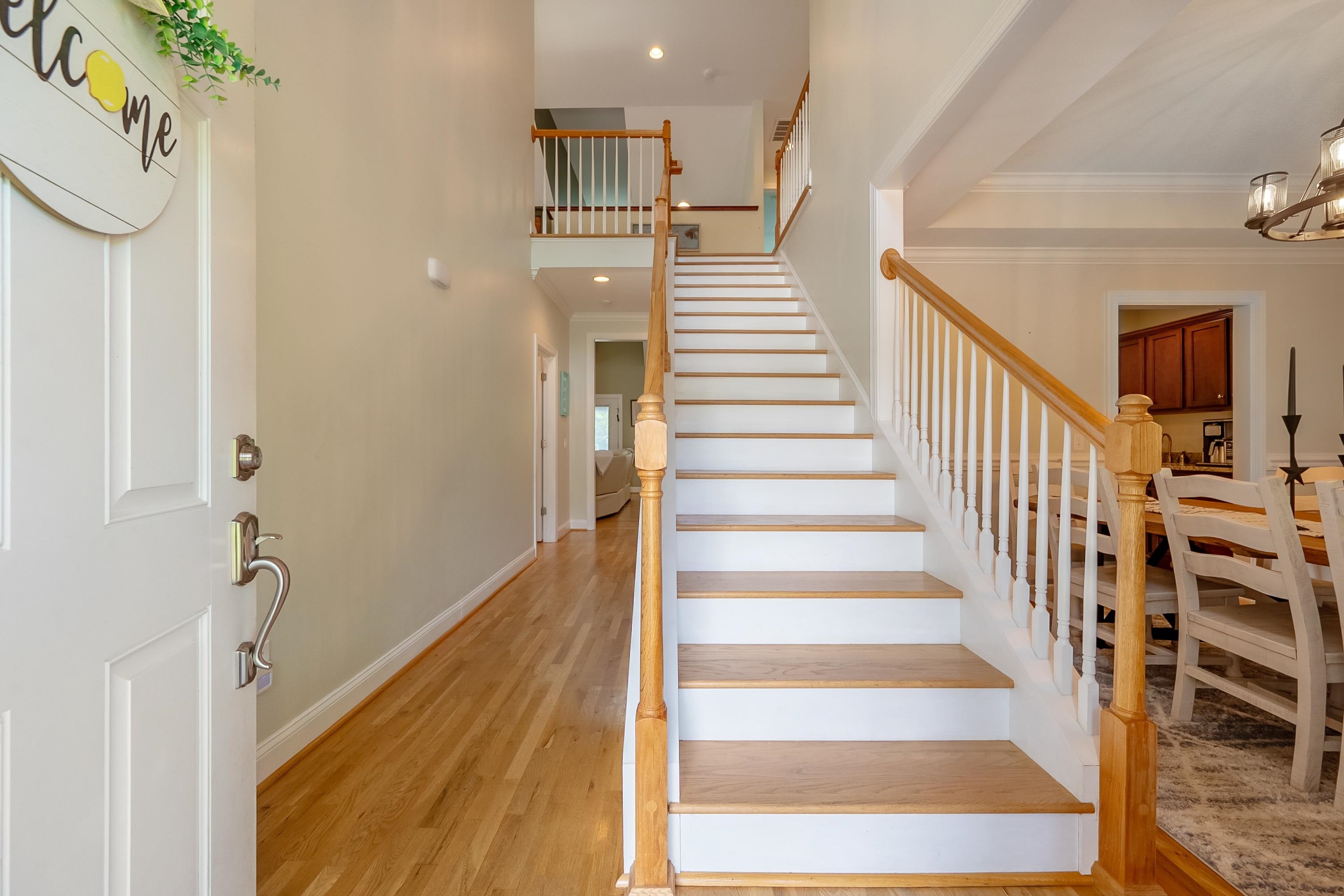 205 RIDGE Lane