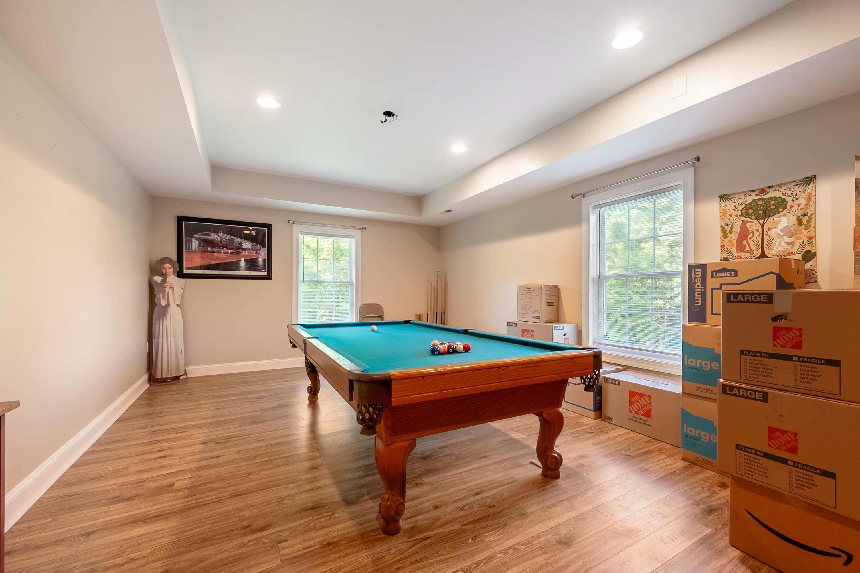 205 RIDGE Lane