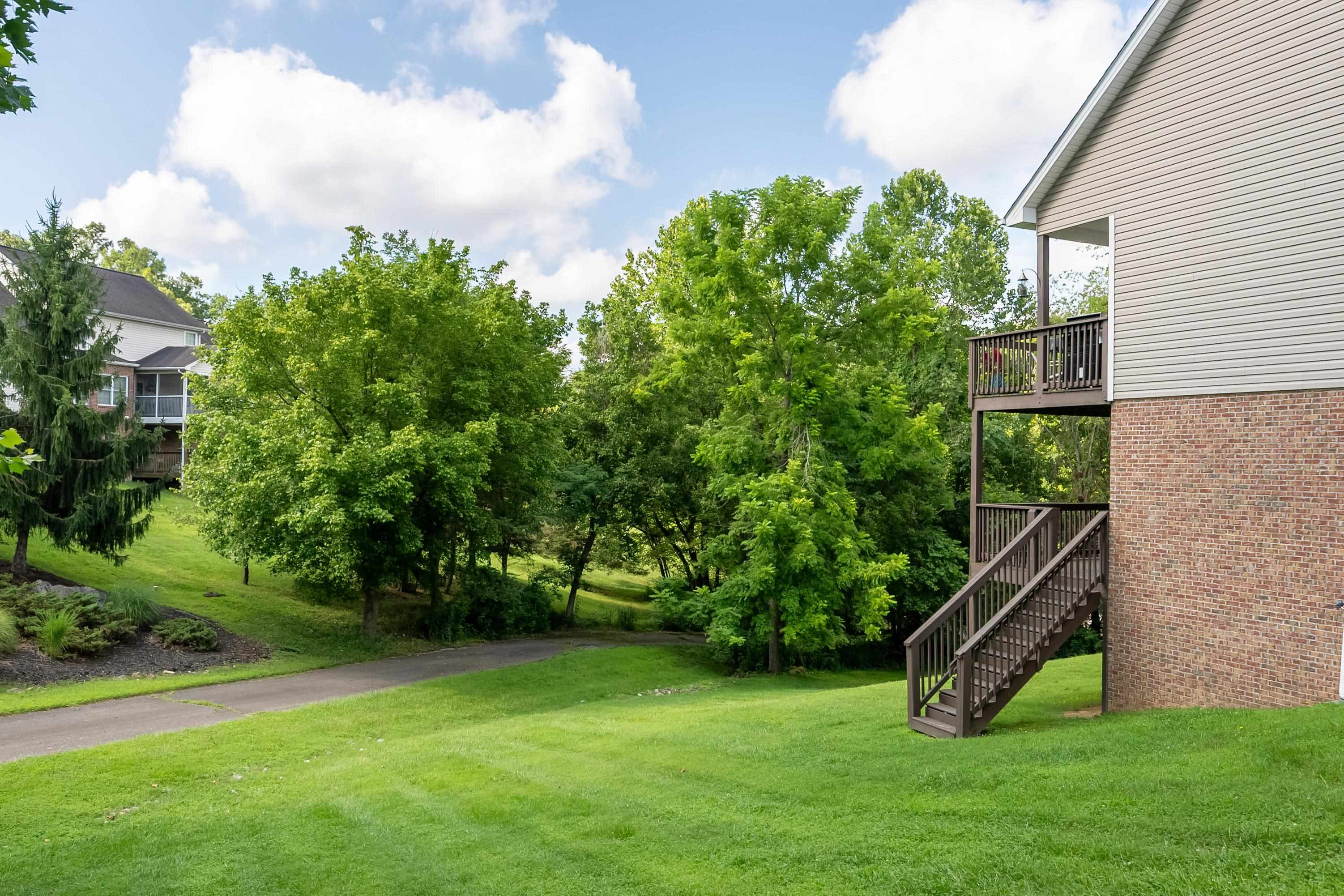 205 RIDGE Lane