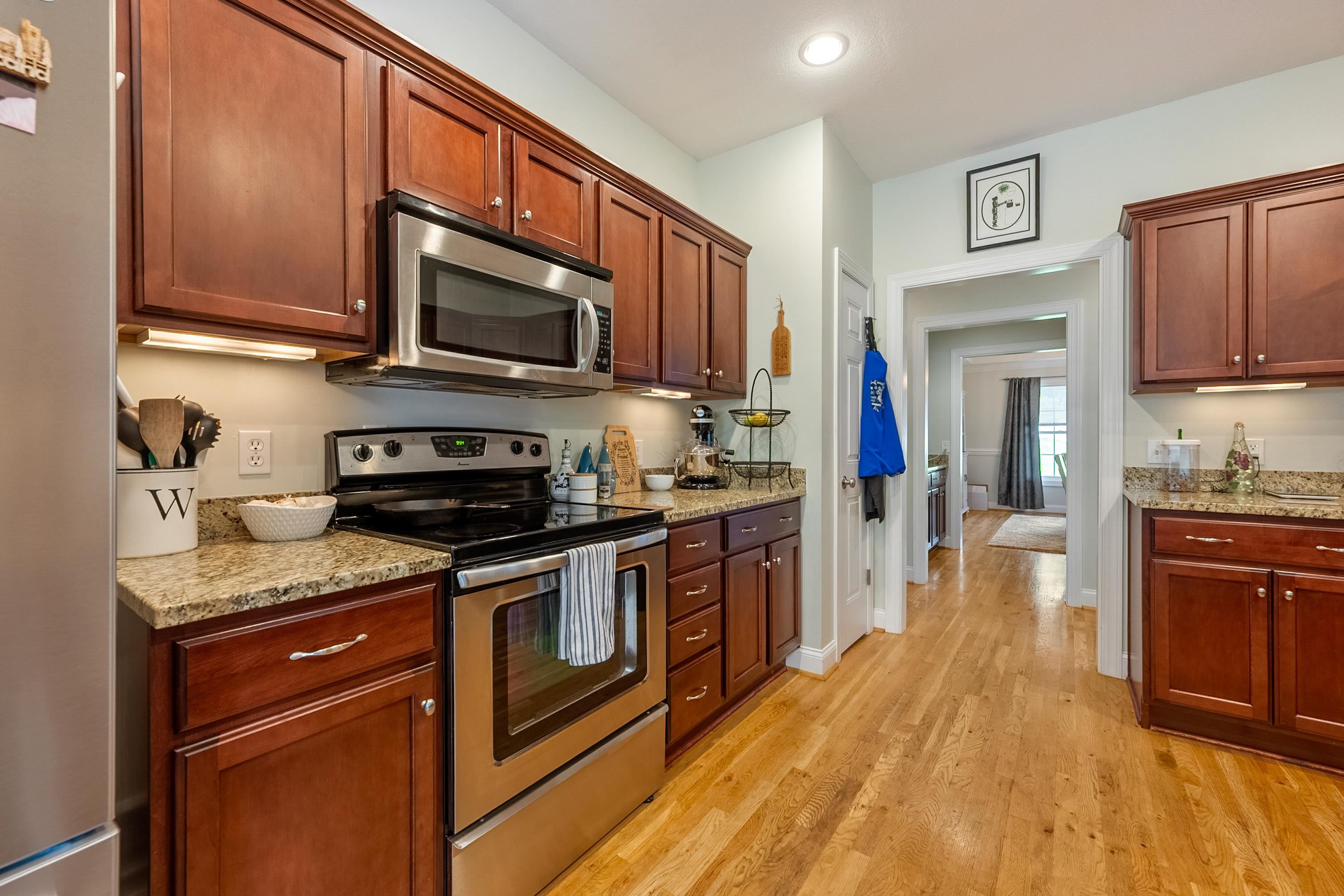 205 RIDGE Lane