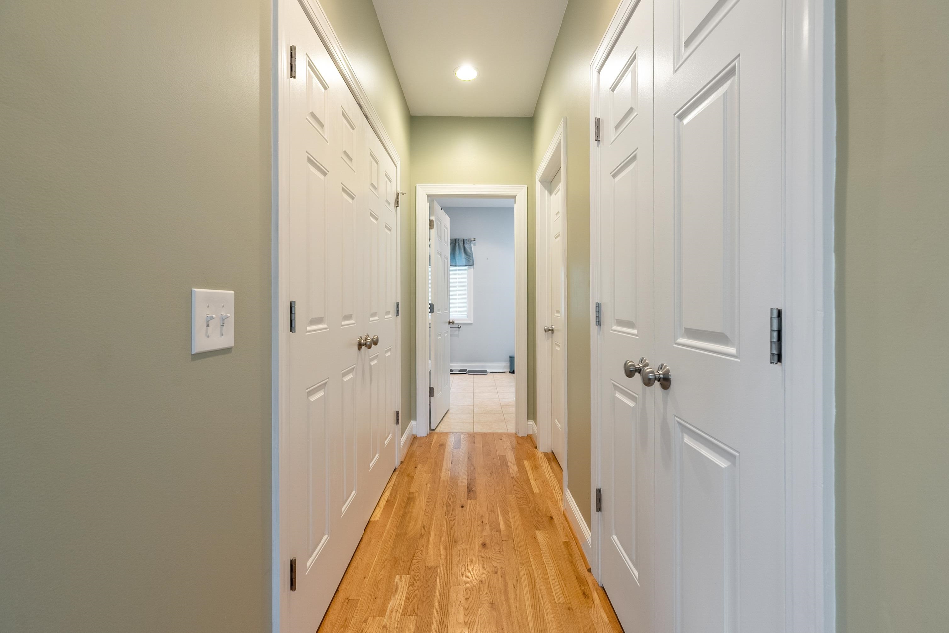 205 RIDGE Lane