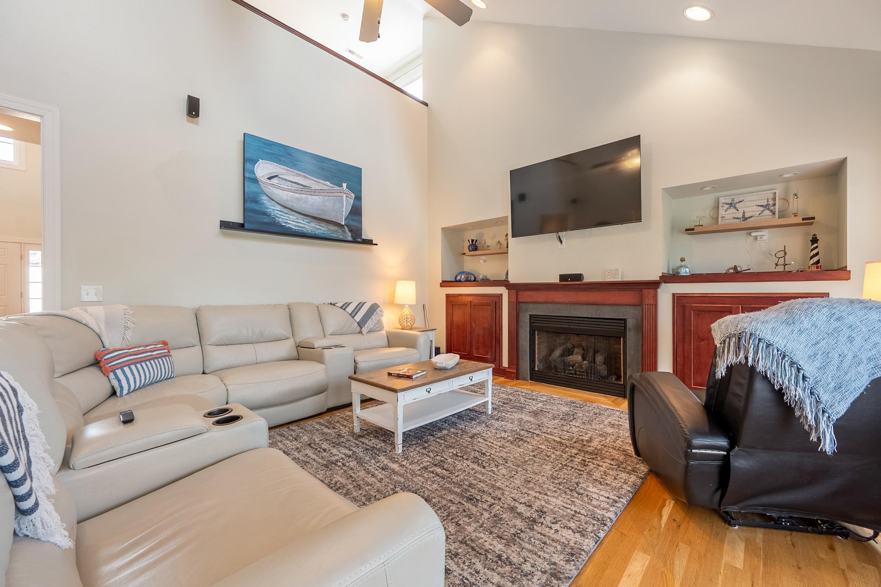 205 RIDGE Lane