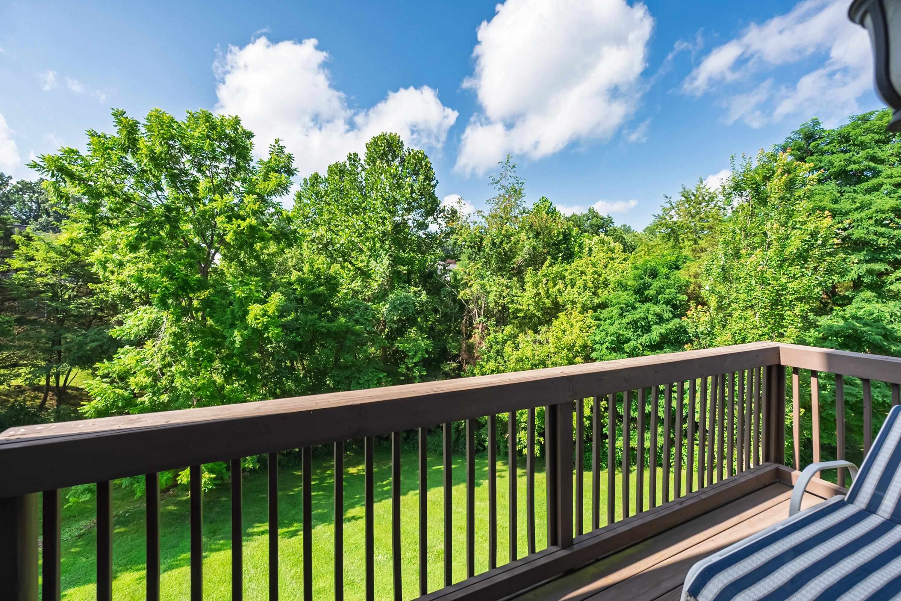 205 RIDGE Lane