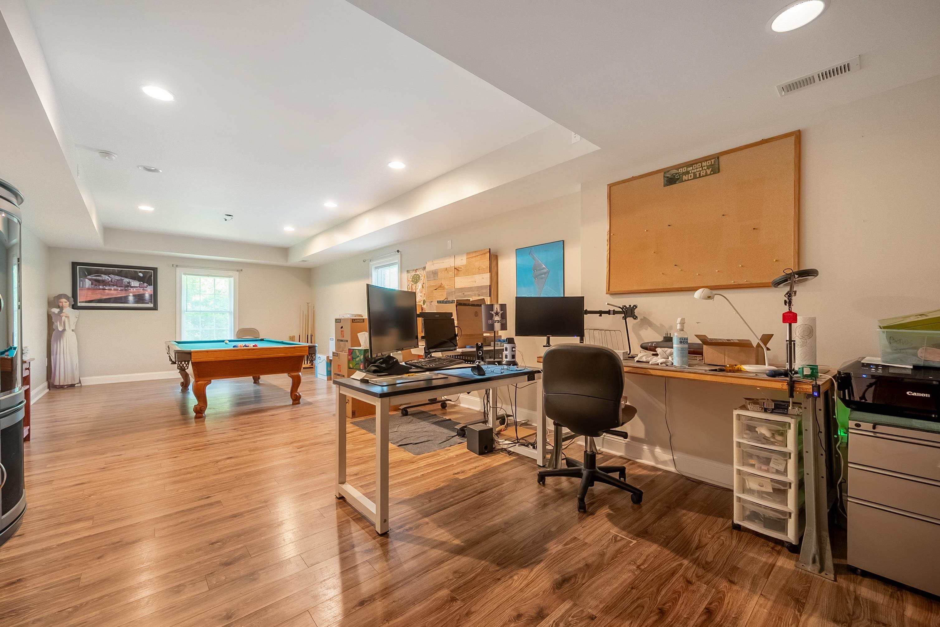 205 RIDGE Lane